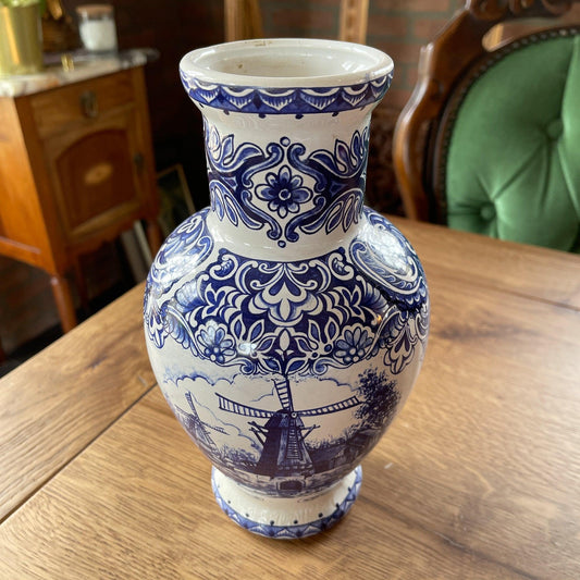Vaas met molen Delfts Blauw - Bamestra Curiosa
