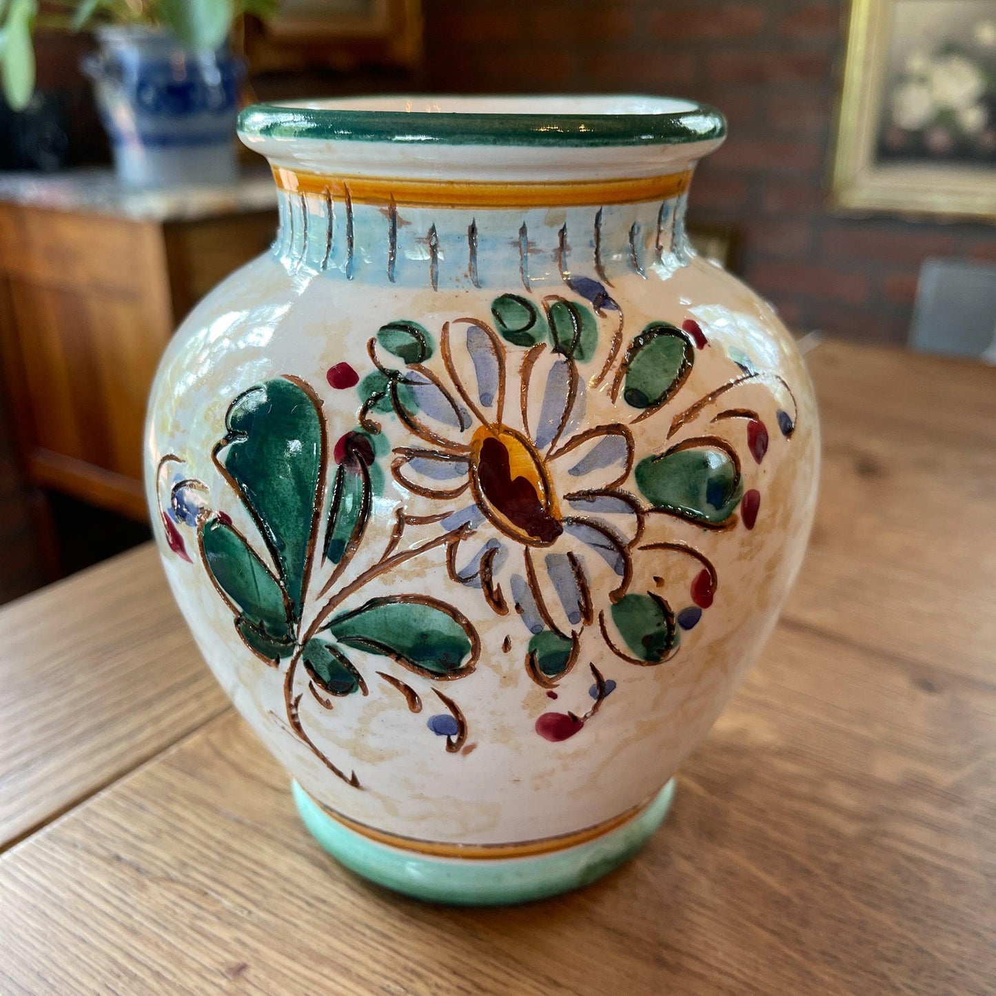 Vaasje met vogel - Bamestra Curiosa