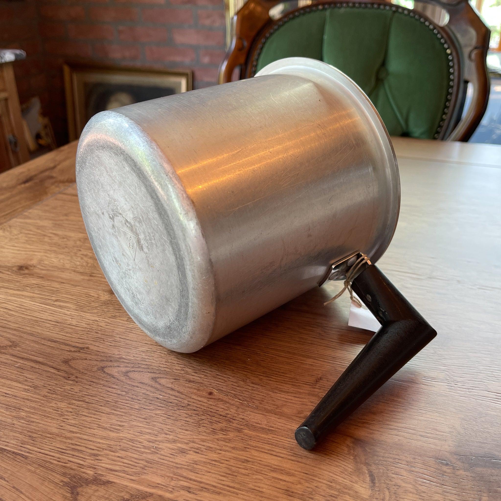 Vintage aluminium melkkoker - The Collectionist