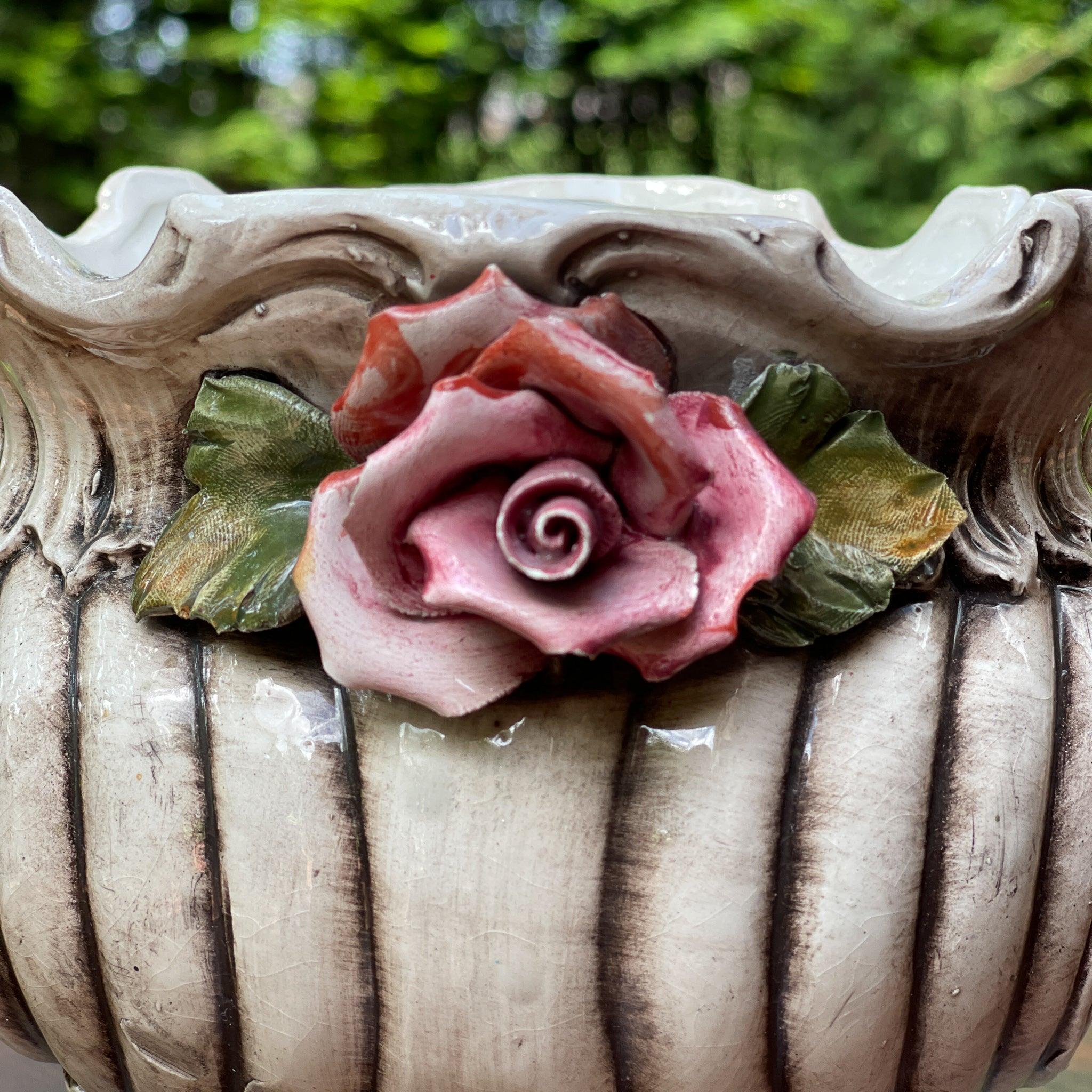 Vintage Bassano bloempot met roosjes - The Collectionist