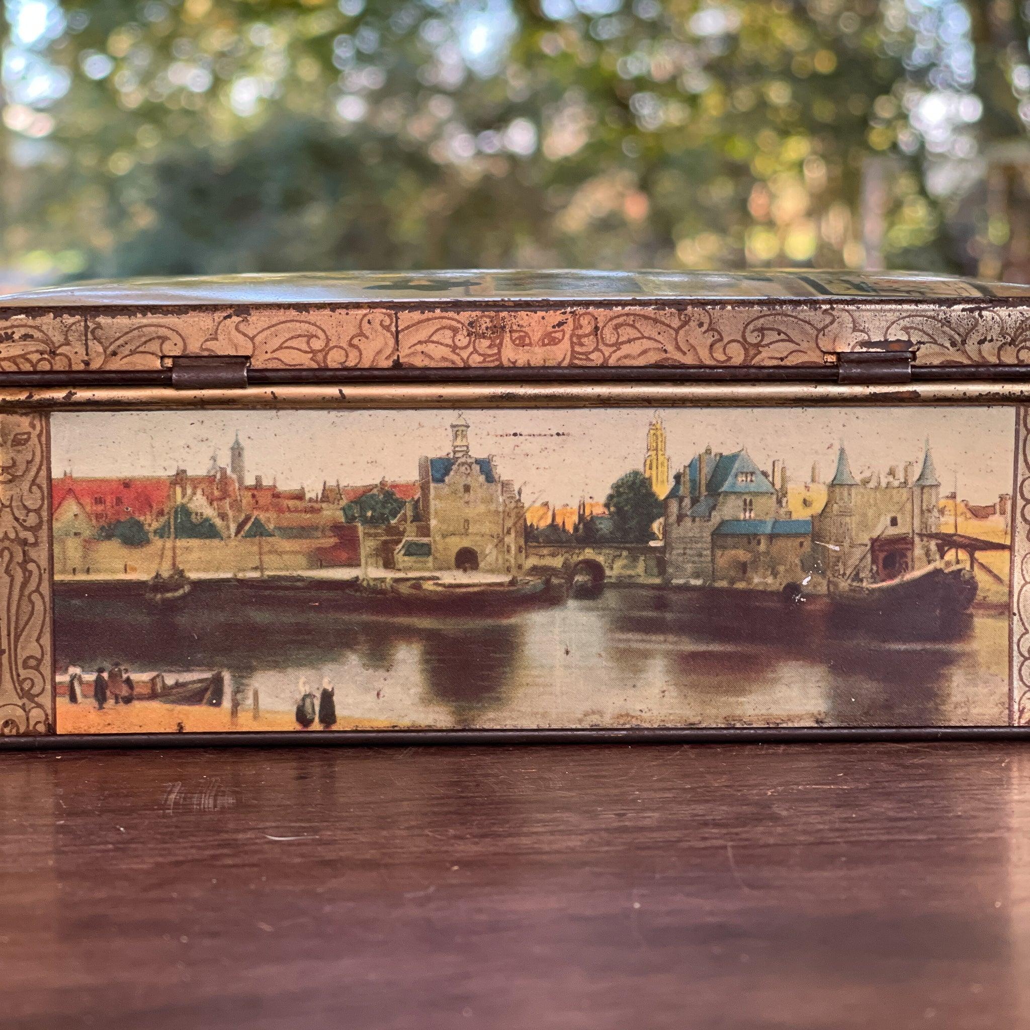 Vintage HUS koekblik met Hollandse taferelen (ca. 1940–1955) - The Collectionist