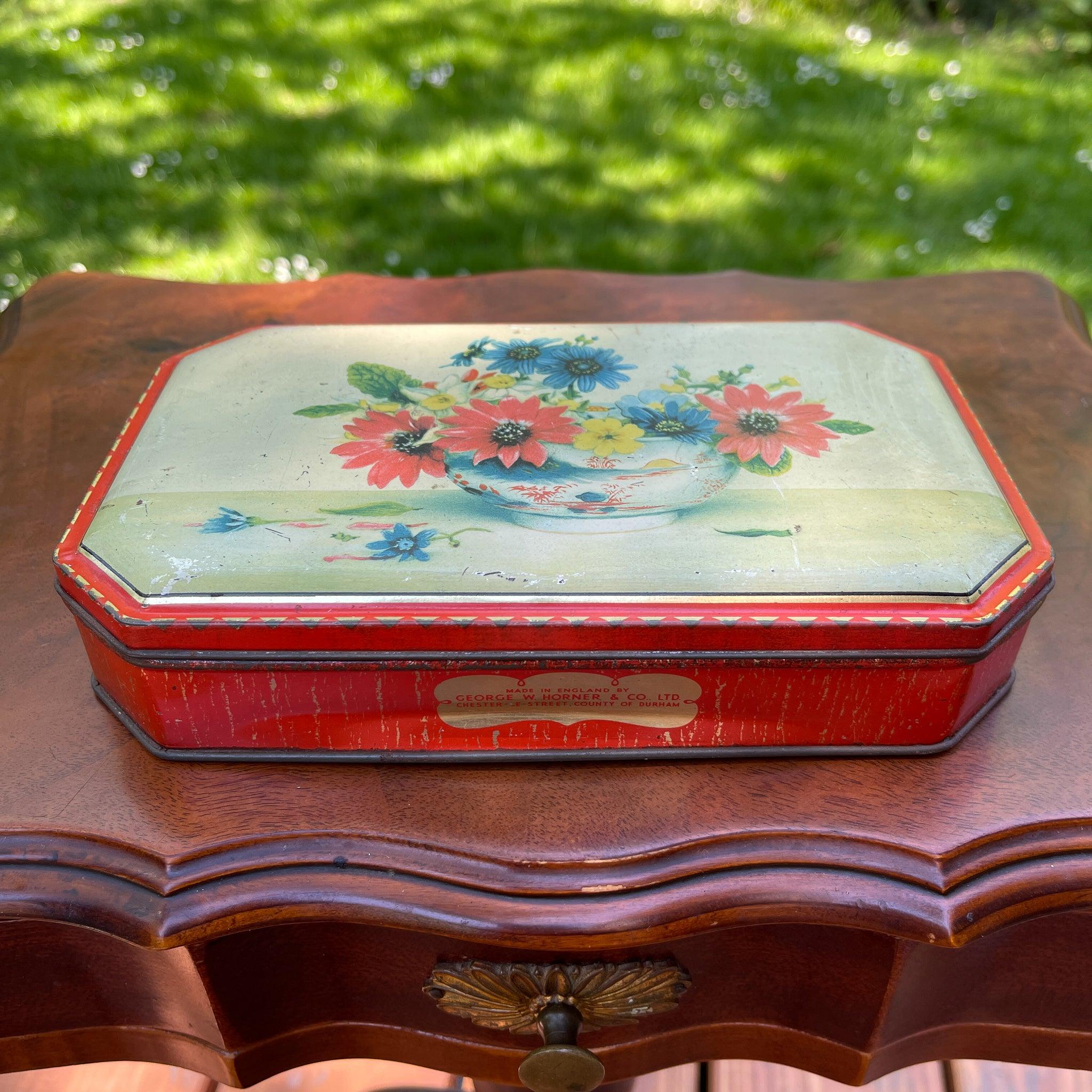 Vintage koekblik met bloemen - The Collectionist