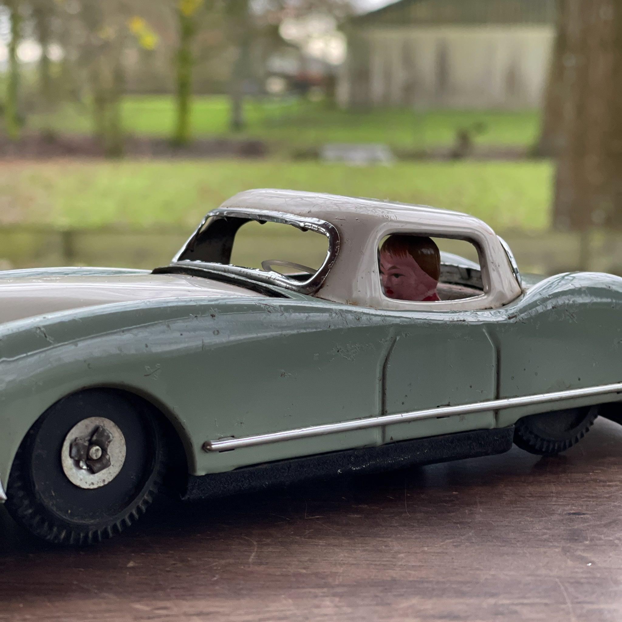 Vintage Lucky Sports Car MF753 - The Collectionist