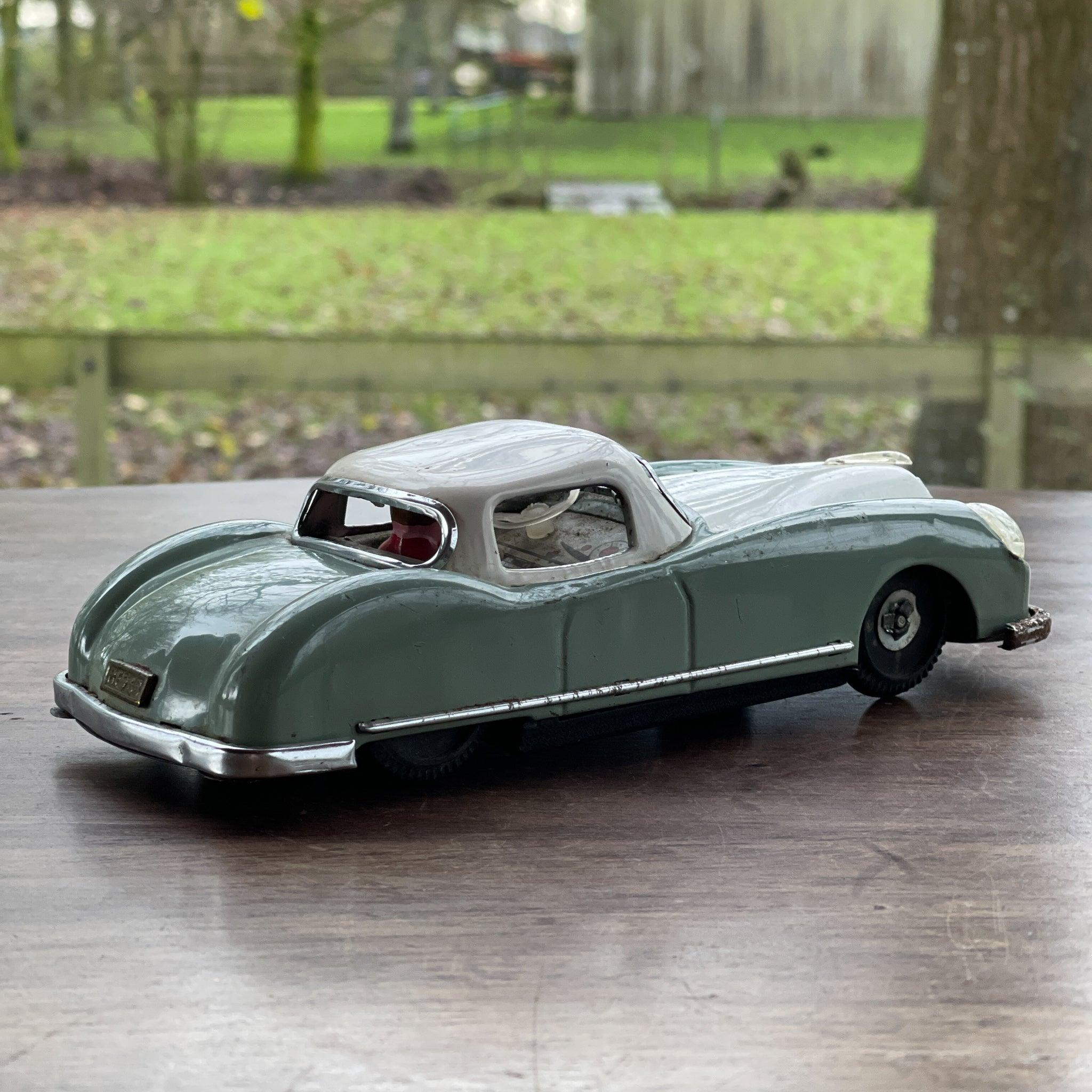 Vintage Lucky Sports Car MF753 - The Collectionist