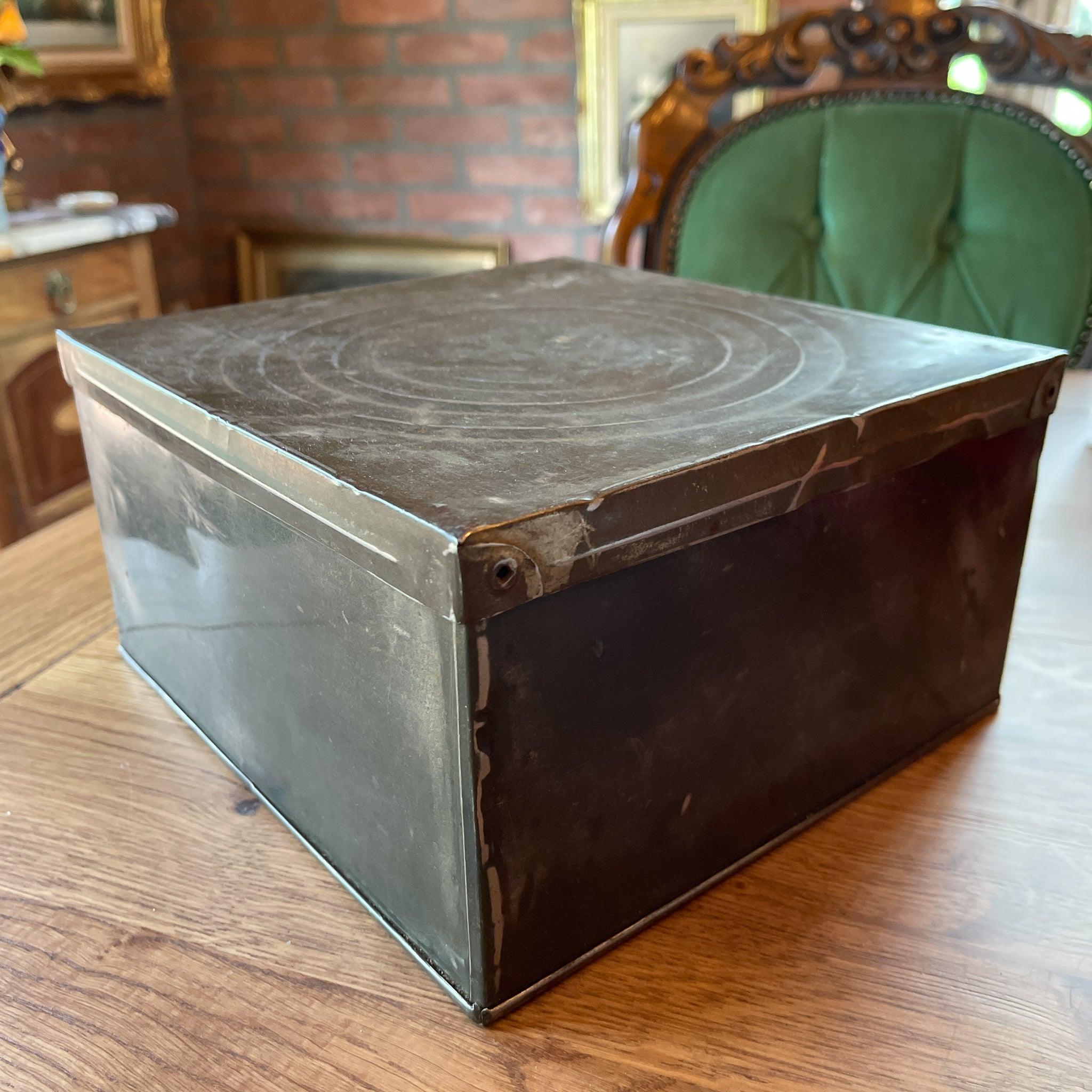 Vintage metalen doos met deksel - The Collectionist