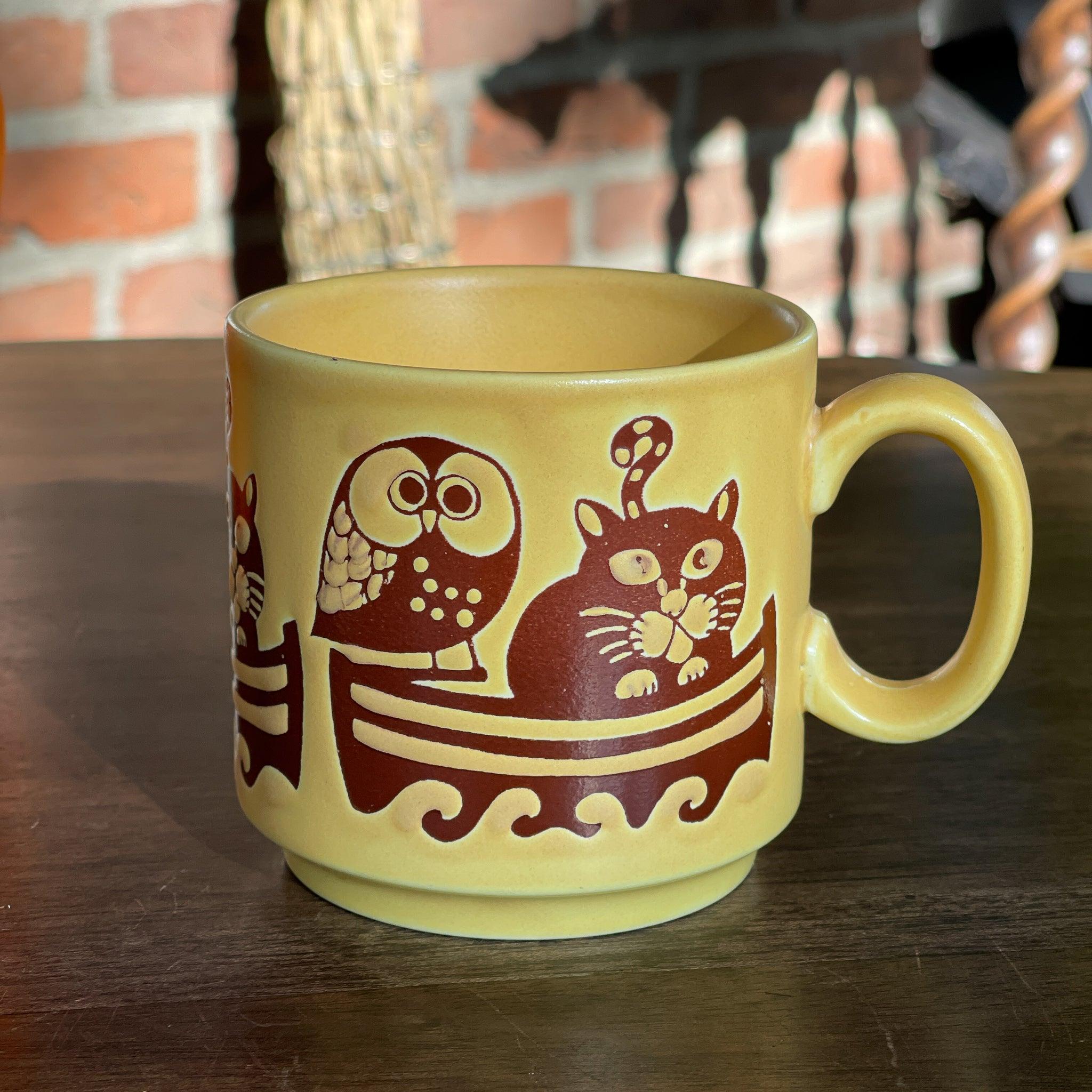 Vintage mok met een uil en een poes van Kiln Craft - The Collectionist