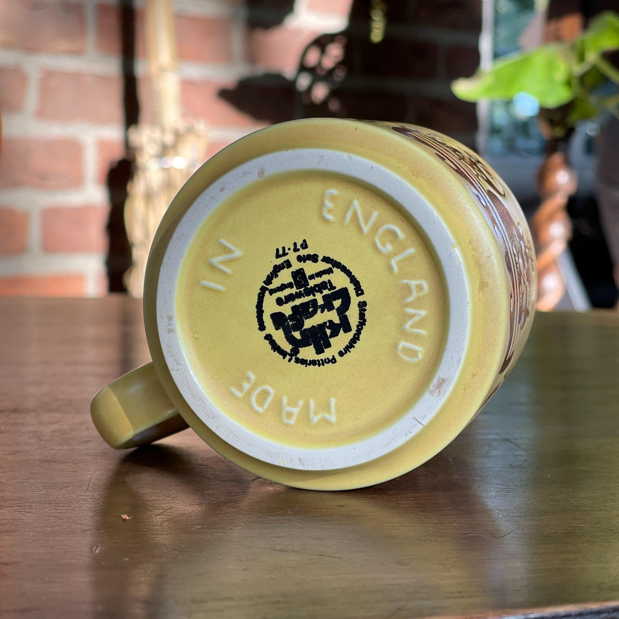 Vintage mok met een uil en een poes van Kiln Craft - The Collectionist