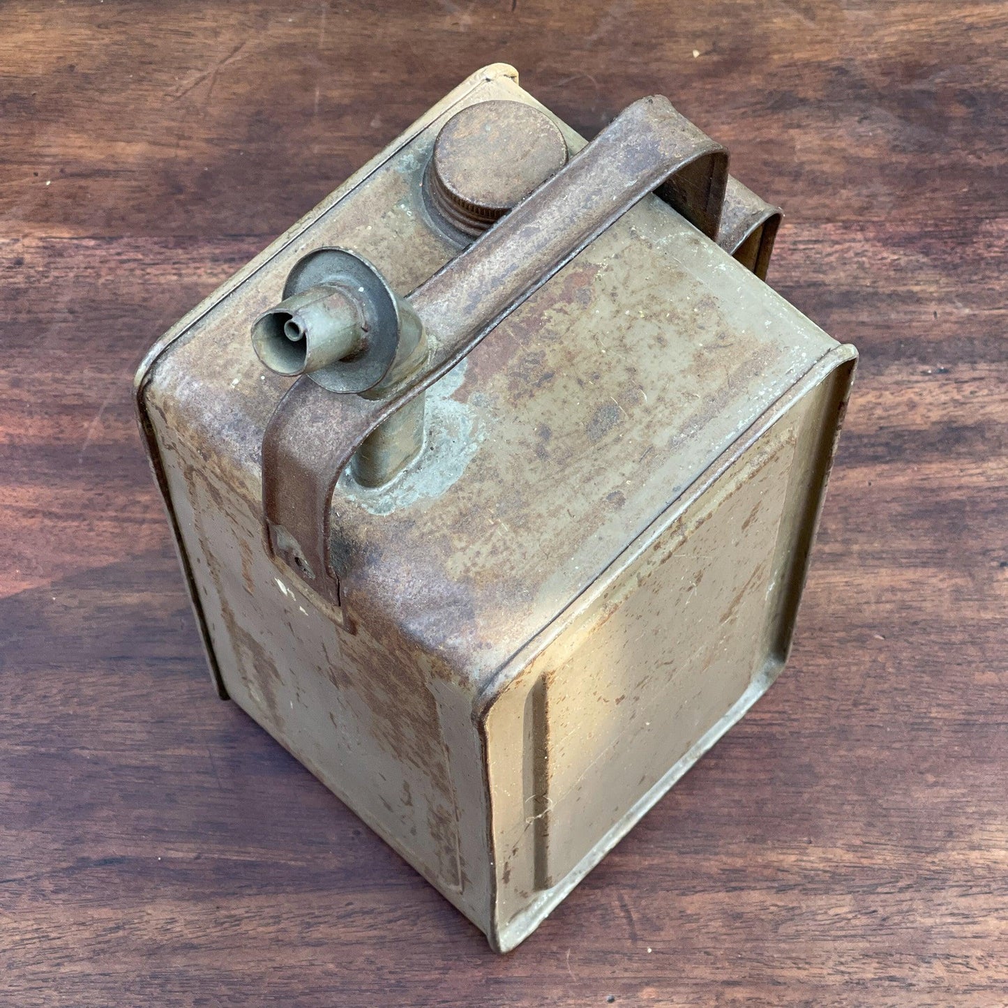 Vintage olie of petroleum kan - Bamestra Curiosa