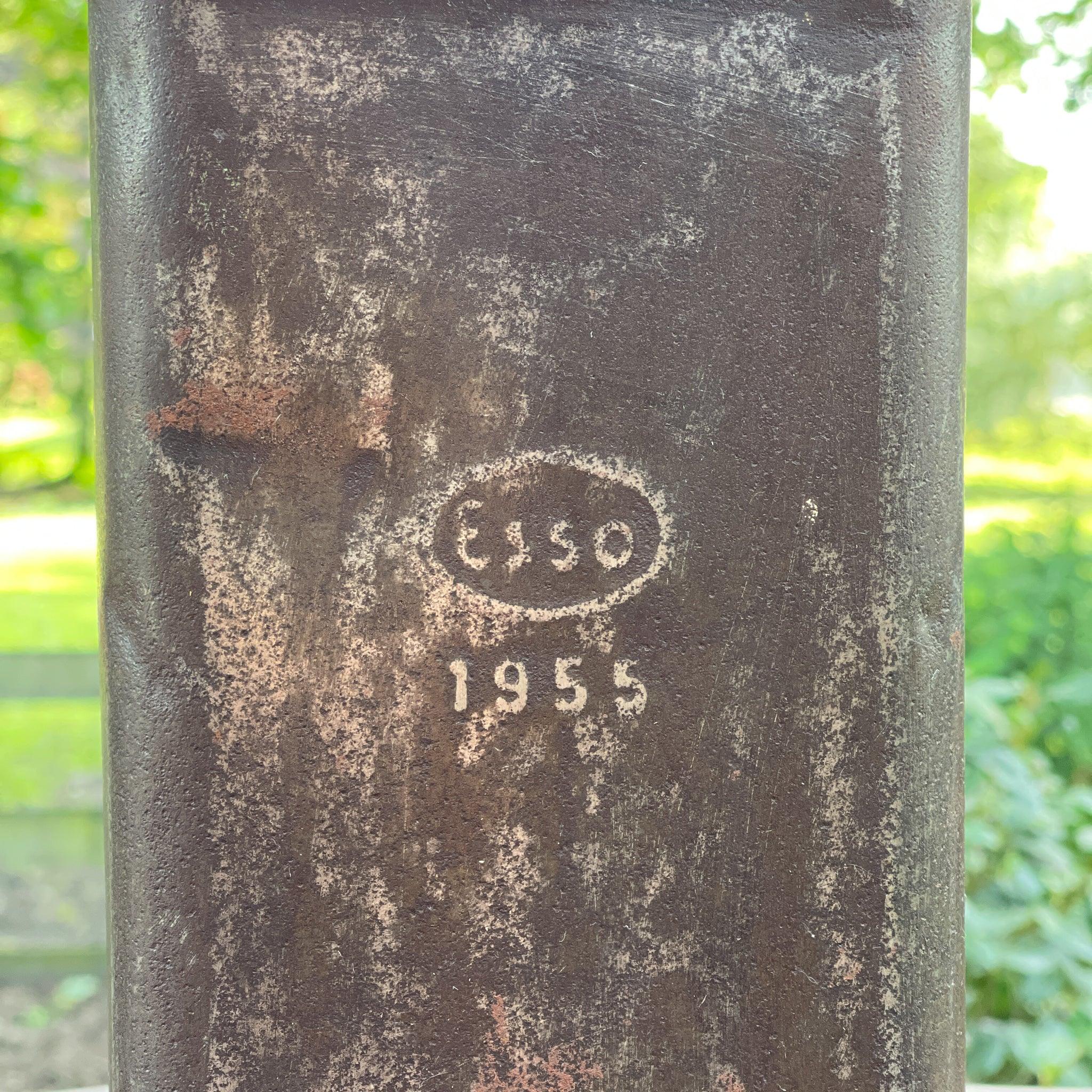 Vintage olie of petroleum kan ESSO 1955 - The Collectionist