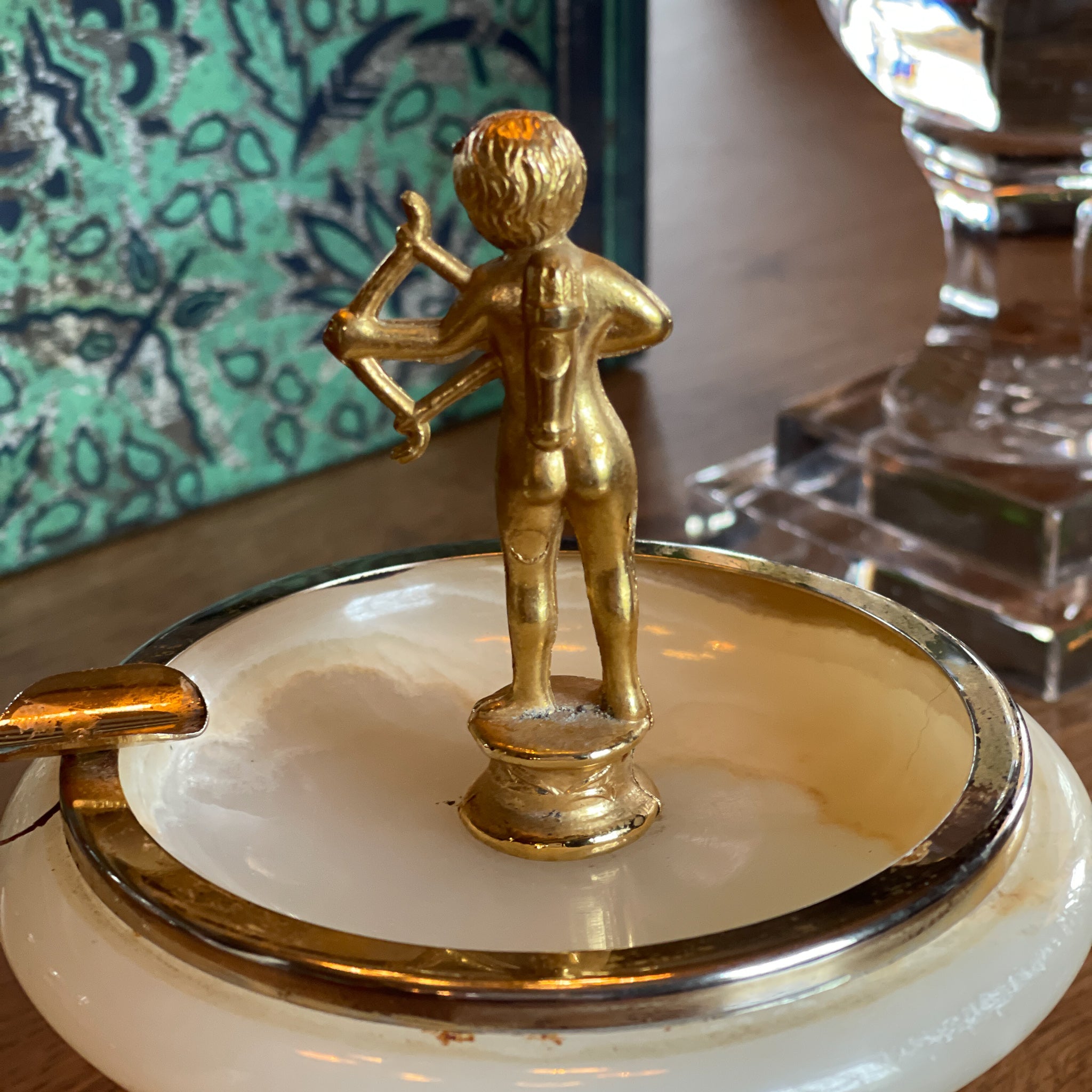 Vintage Onyx asbak met Cupido - The Collectionist