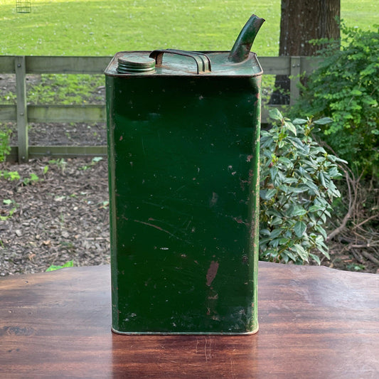 Vintage petroleum kan - The Collectionist