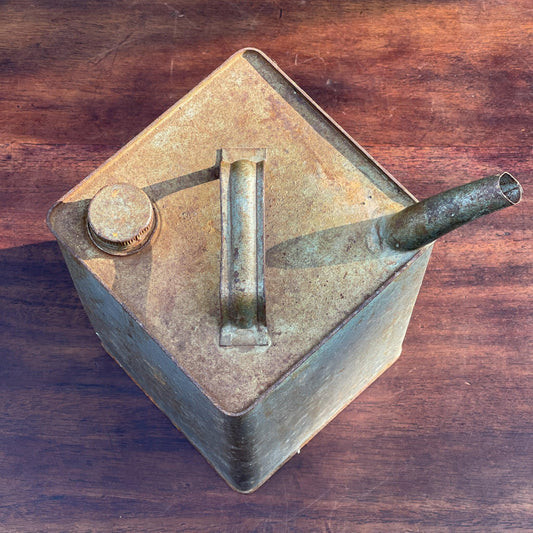 Vintage petroleum kan - Bamestra Curiosa