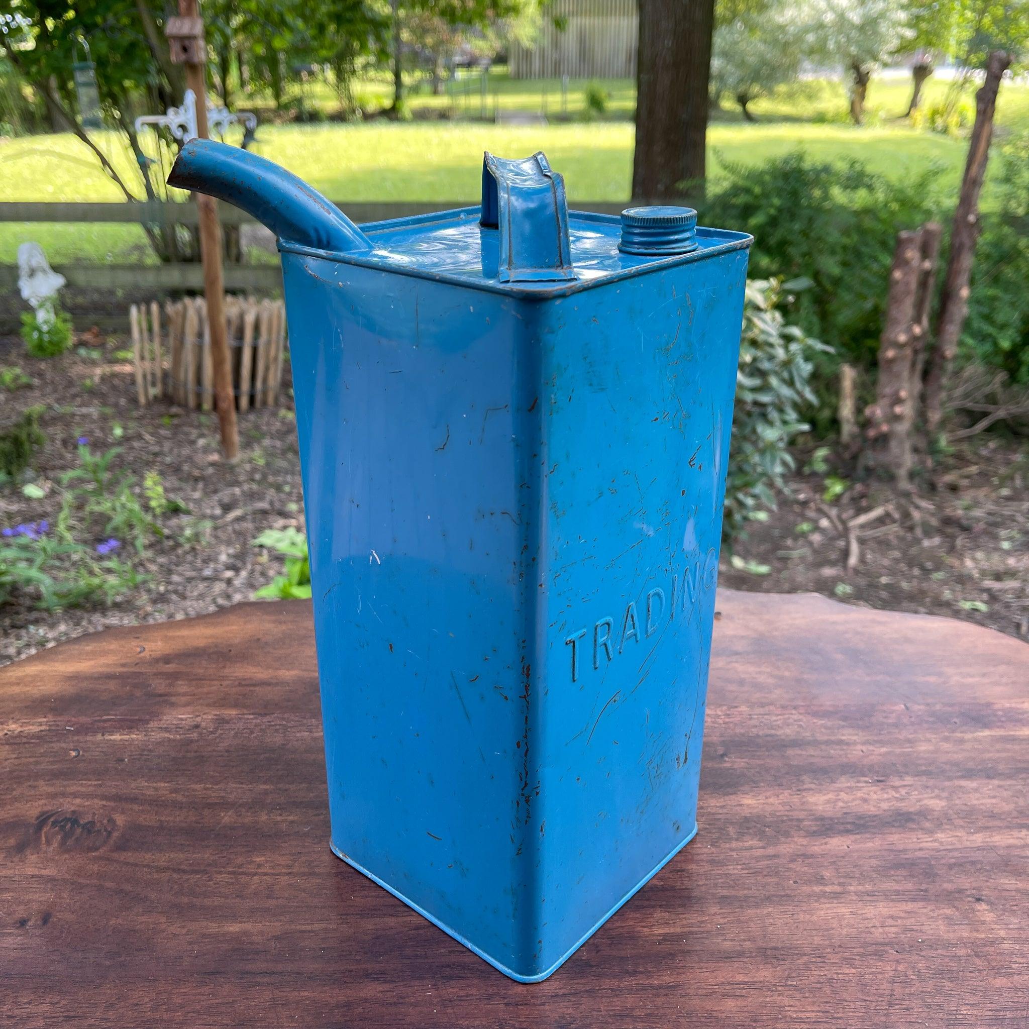 Vintage petroleum kan Trading - The Collectionist