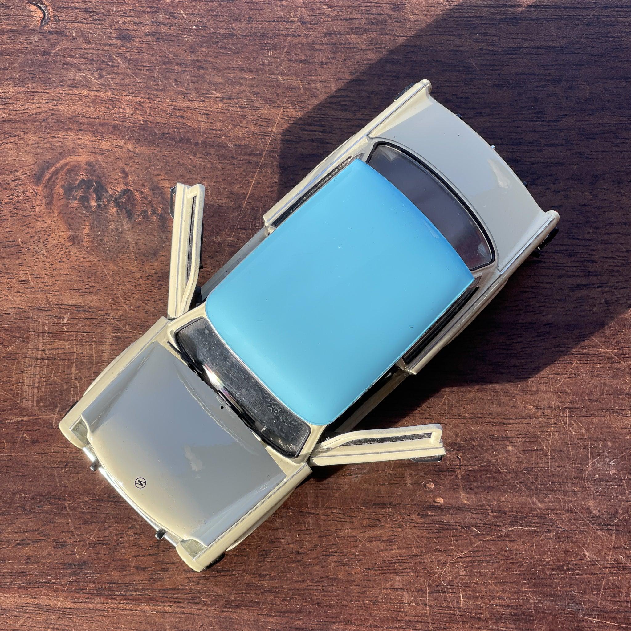 Welly schaal model Trabant 601 schaal 1:24 - The Collectionist