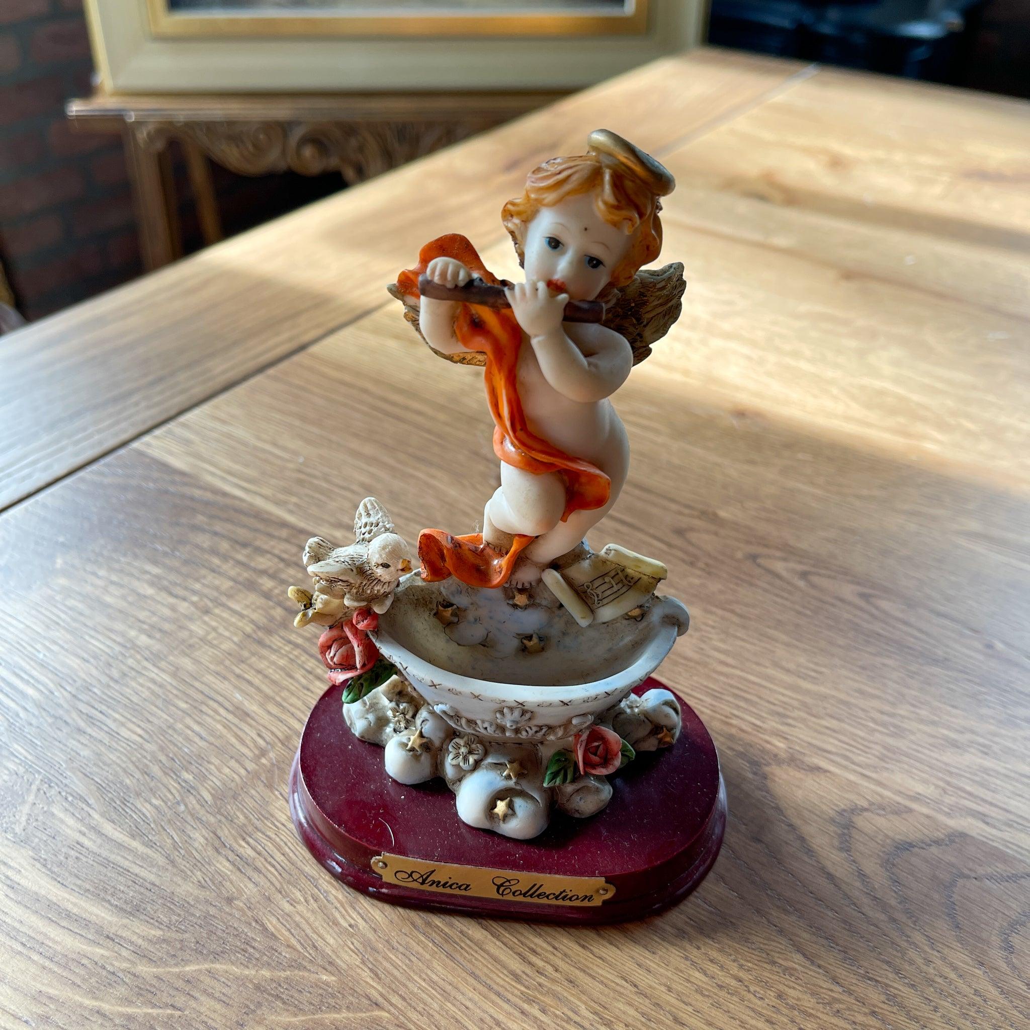 Wijwater bakje met engeltje - The Collectionist