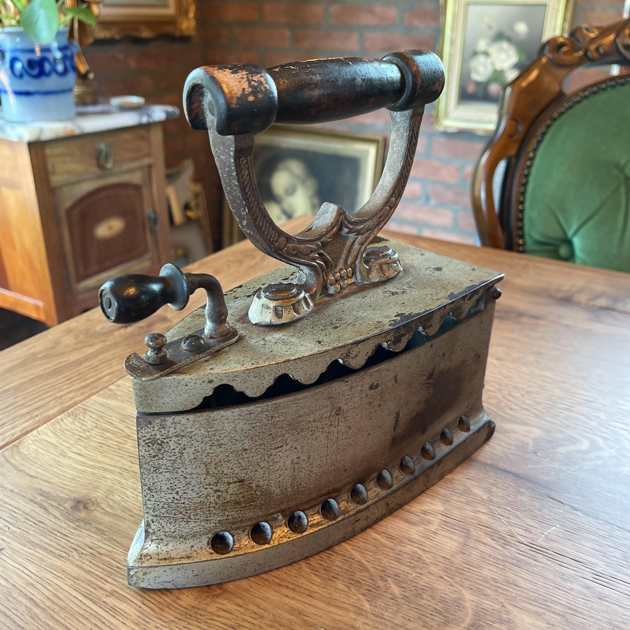 Zeer mooie antieke strijkijzer - The Collectionist