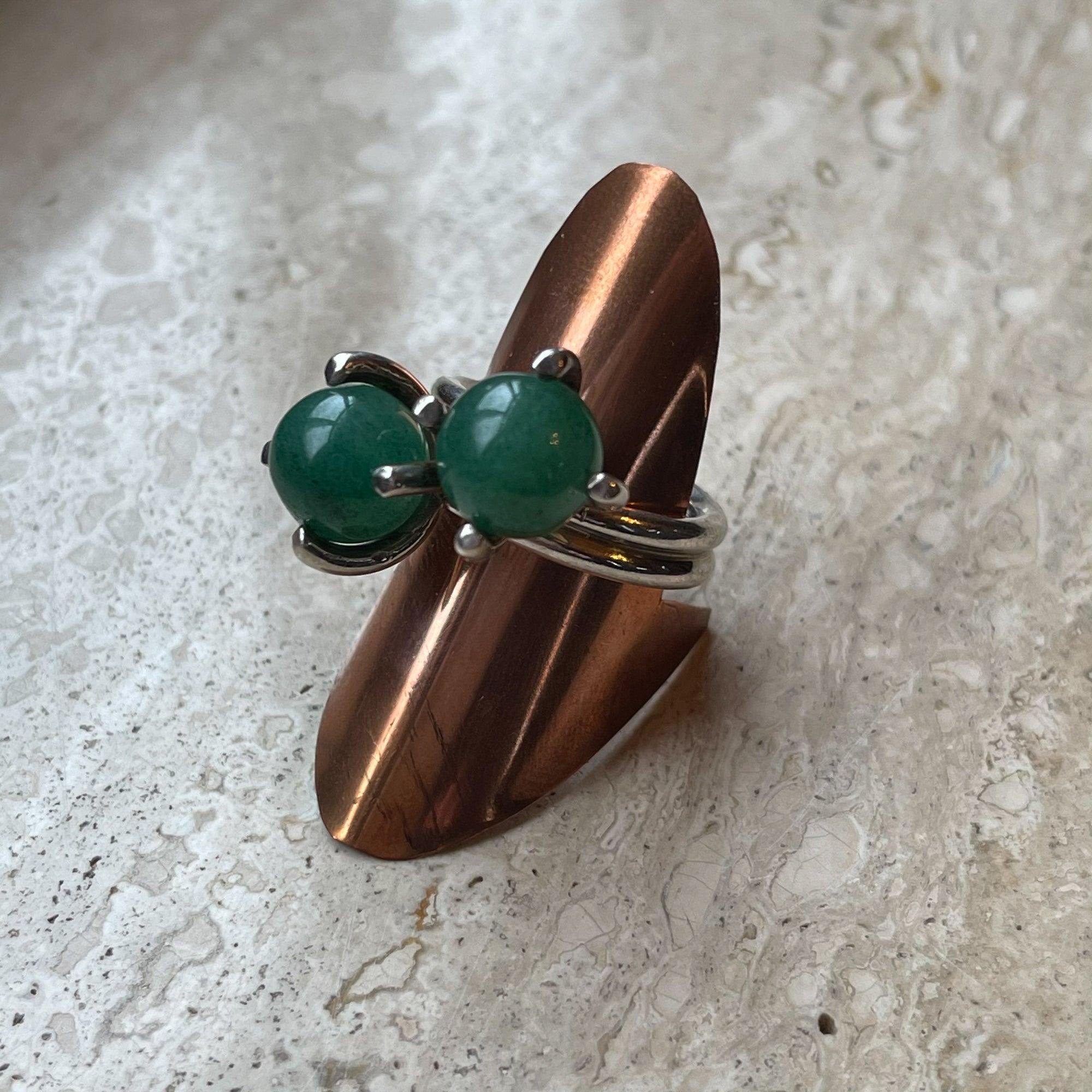 Zilveren ring met groen glas van Wim Lammers - The Collectionist