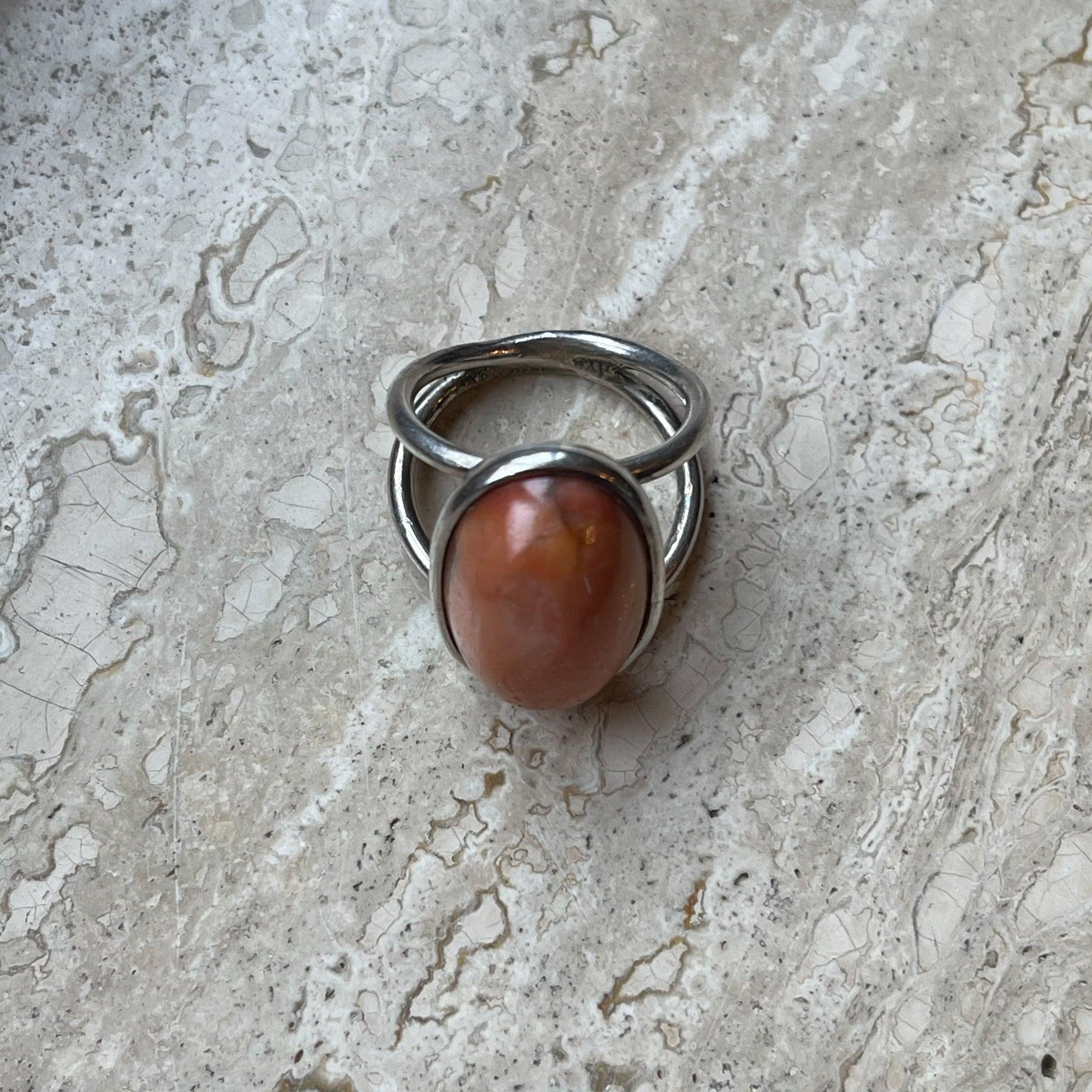 Zilveren ring met kwarts van Wim Lammers - The Collectionist