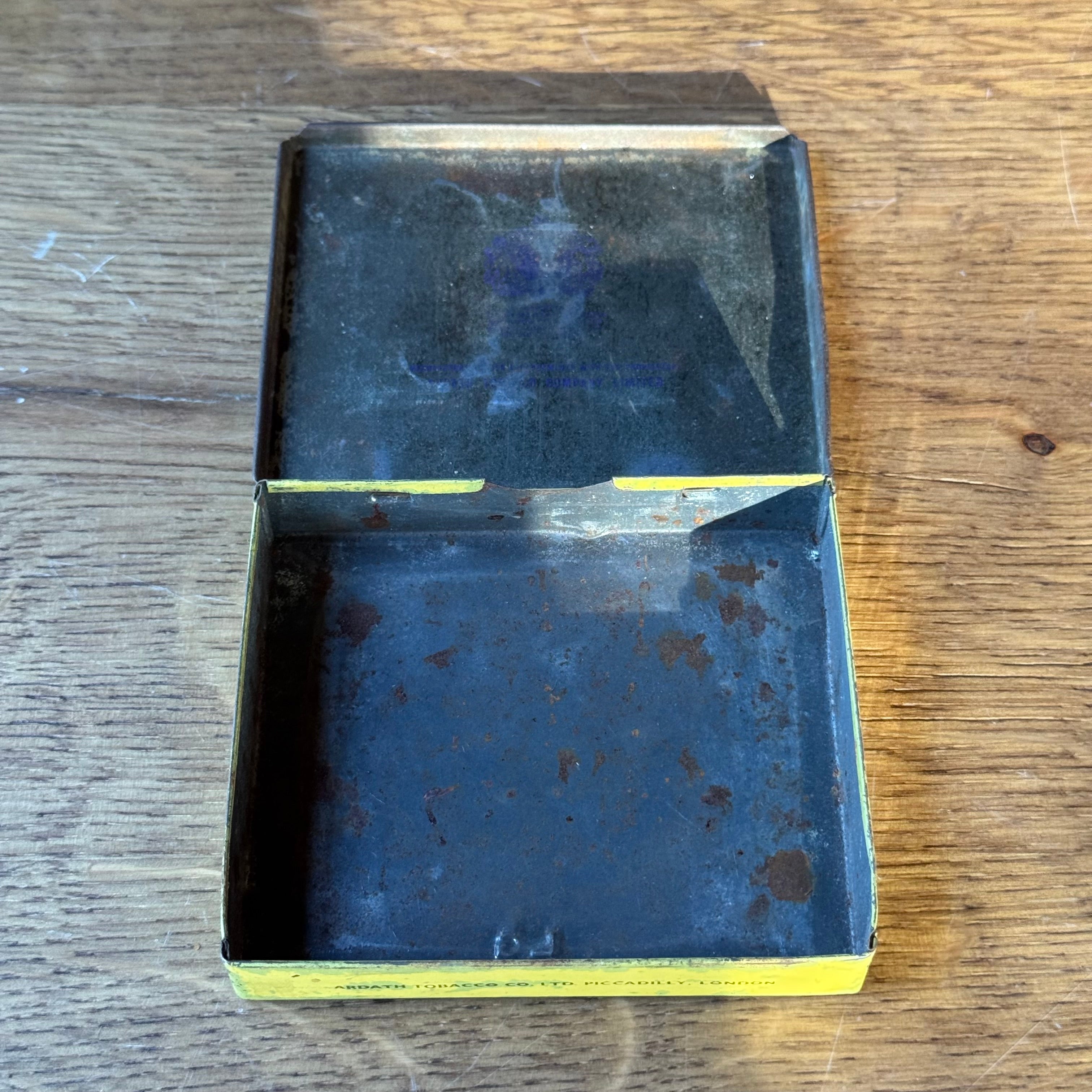 Vintage State Express 555 cigarette tin — Ardath Tobacco London