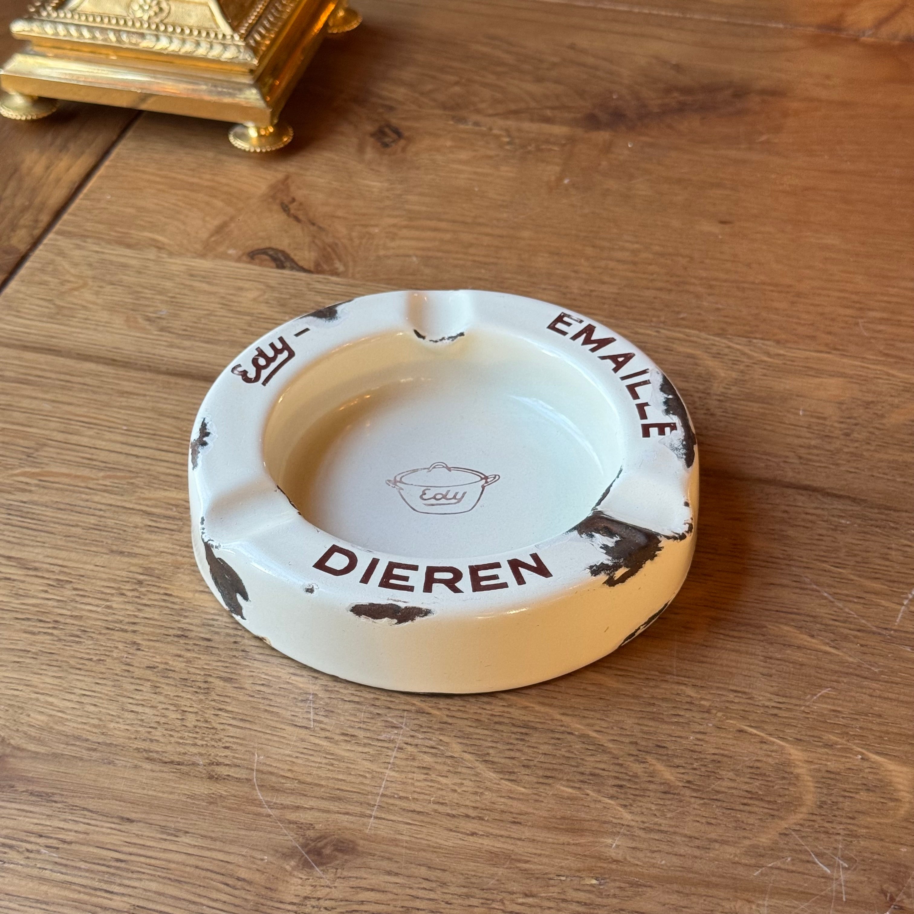 Edy Enamel Advertising Ashtray – Animals – 1960s – rare Dutch enamel