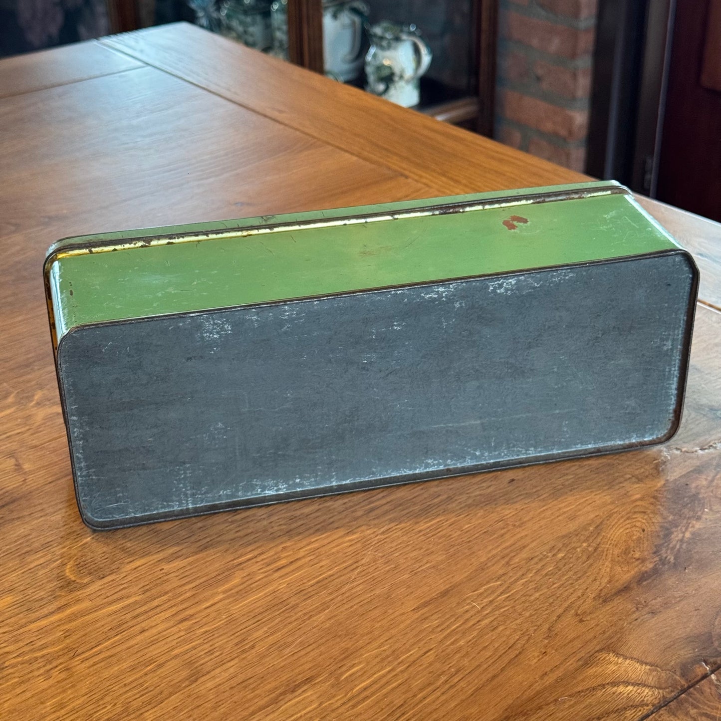 Industrieel ontbijtkoekblik – groen met zwarte letters – ca. 1940–1950