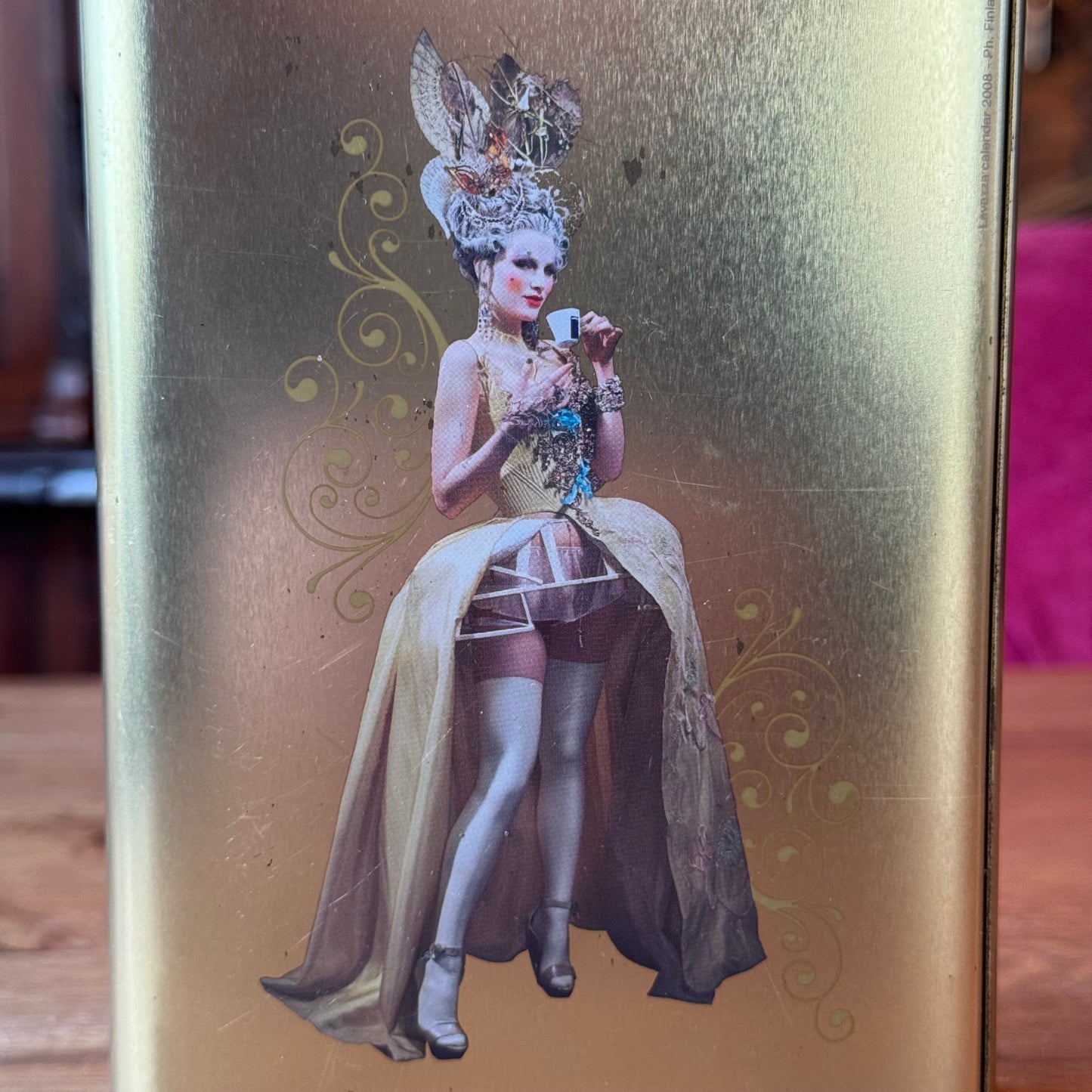 Lavazza “Majestic Espresso Experience” storage tin – gold-colored with baroque print