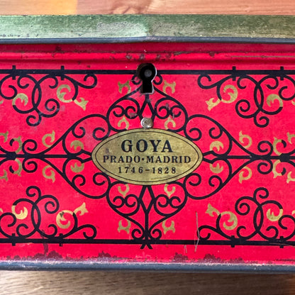 Große rote Goya-Dose mit Tanzszene aus dem 18. Jahrhundert, Demaret Confiserie