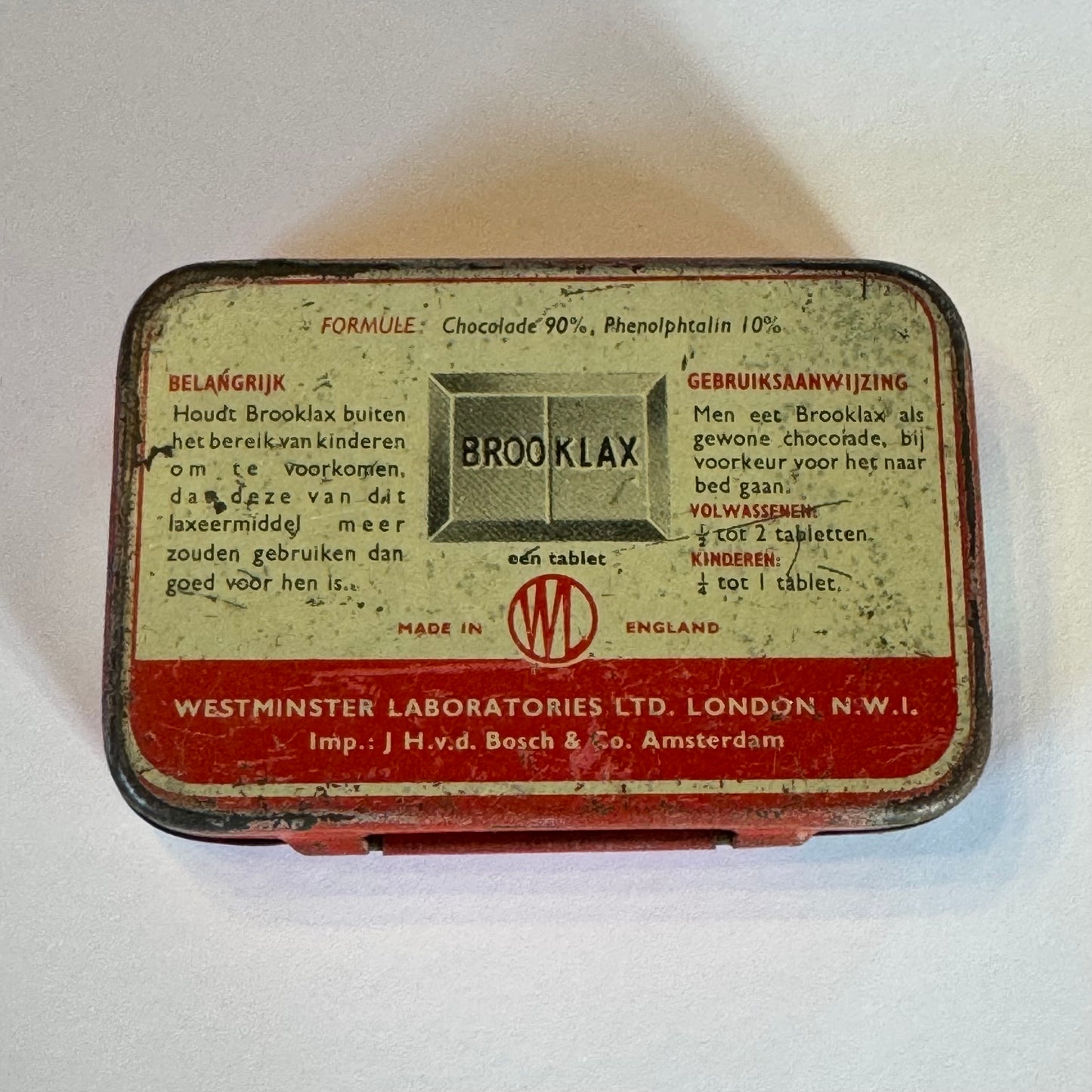 Brooklax “The British Chocolate Laxative” – vintage medicijnblikje – ca. 1940–1950