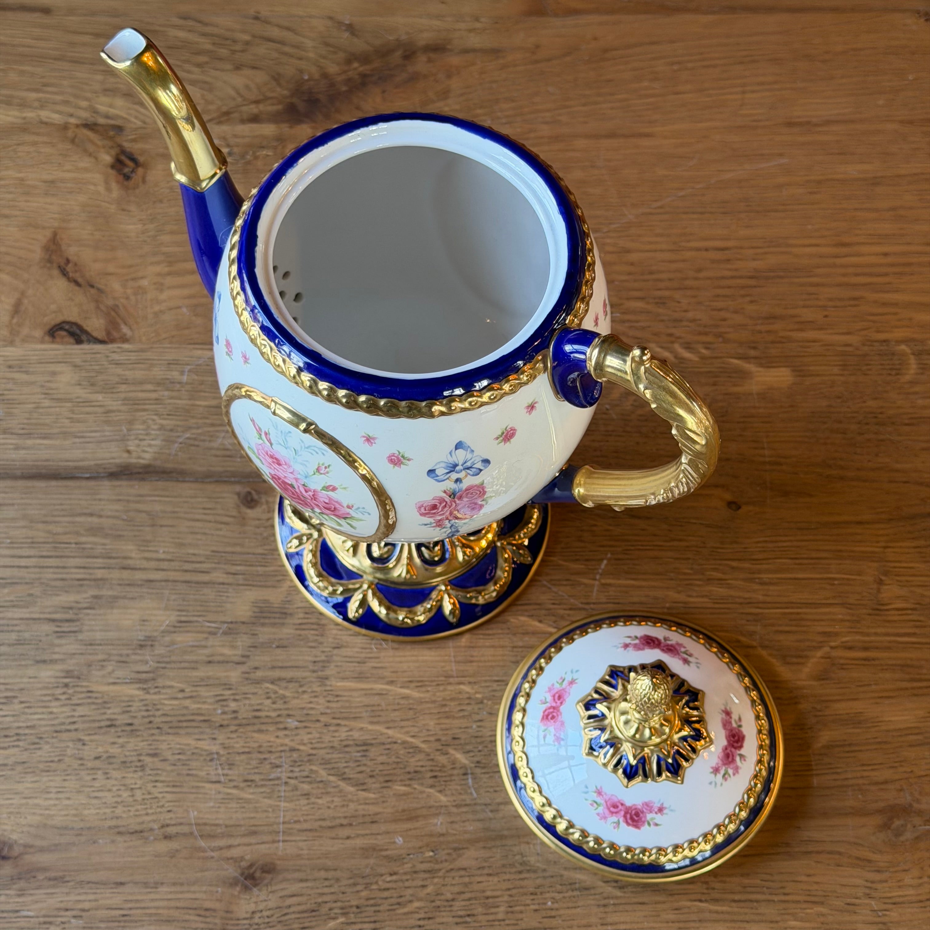 House of Fabergé – The Fabergé Egg Imperial Teapot – decorative porcelain teapot