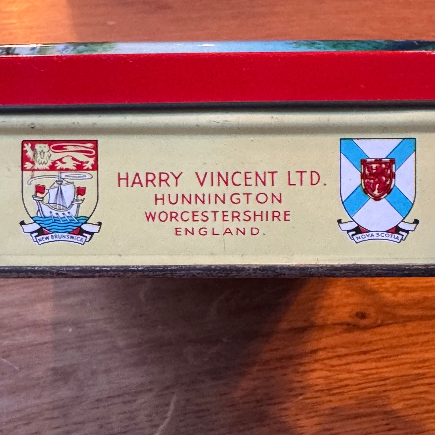 Blue Bird Toffee Blik – Canadian Houses of Parliament, Ottawa – ca. 1950–1960