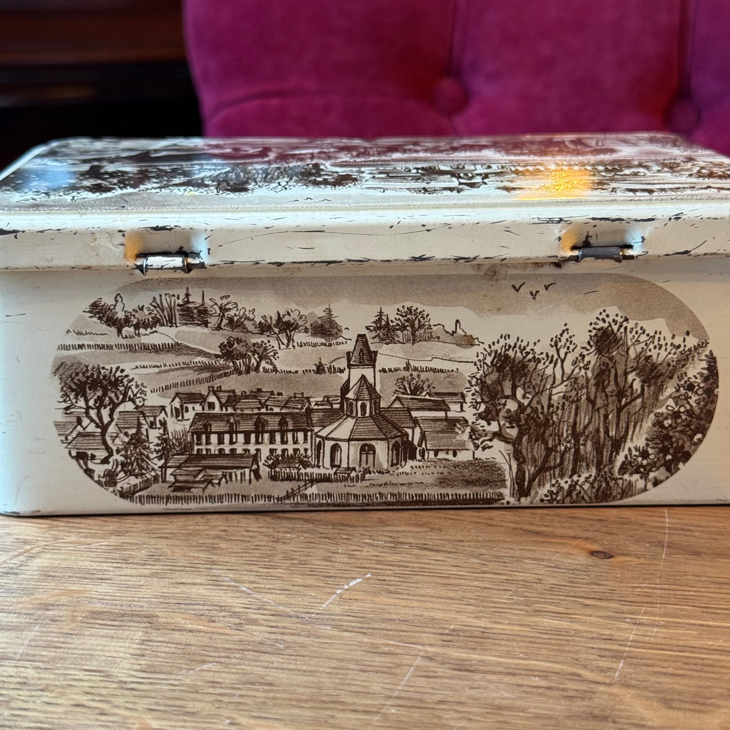 Vintage Tin Biscuiterie de l'Abbaye - Normandy Landscape (1987)