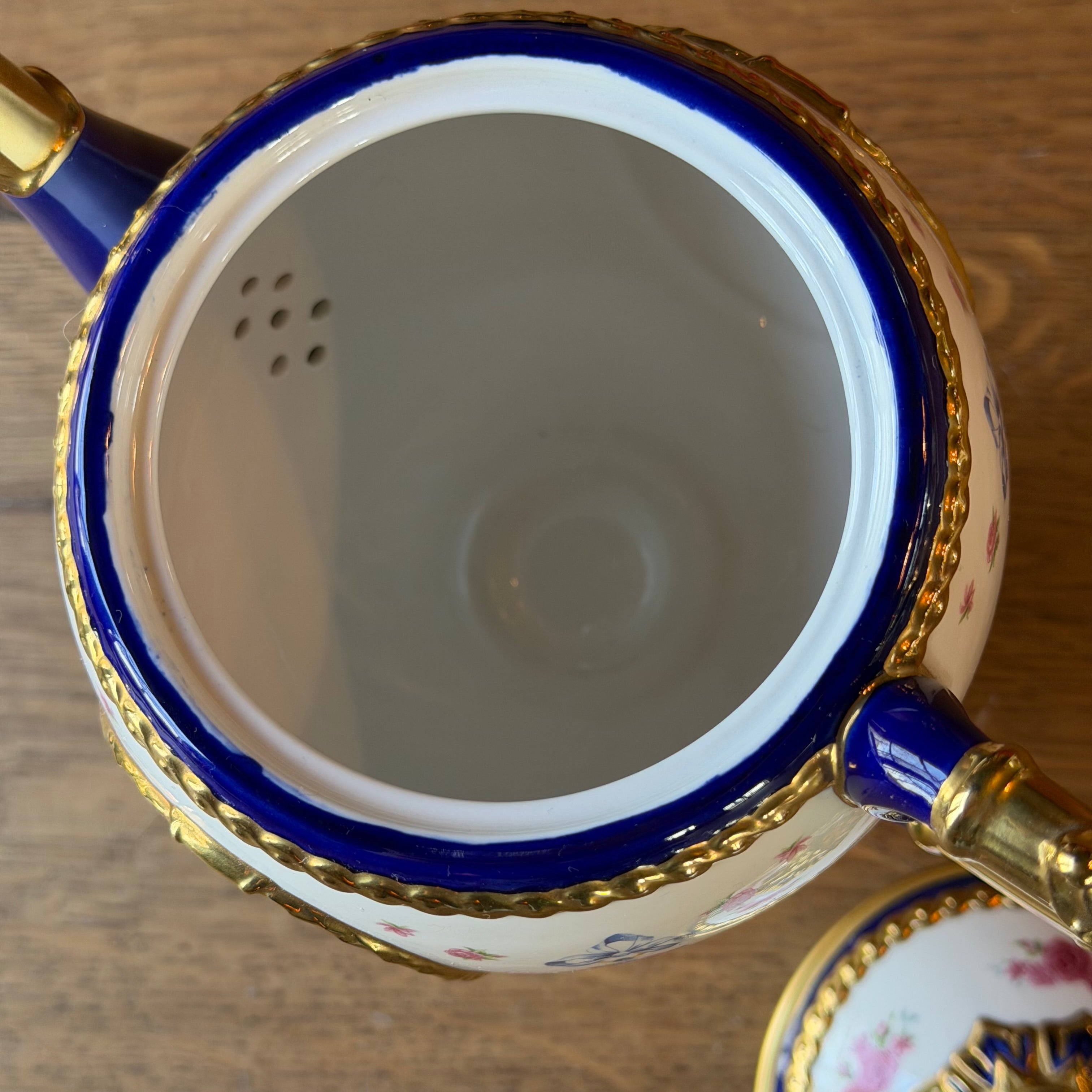 House of Fabergé – The Fabergé Egg Imperial Teapot – decorative porcelain teapot