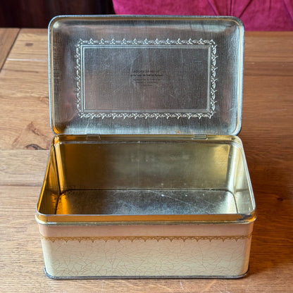 Vintage theeblik met winters Avercamp-tafereel – “Kolven op het IJs”