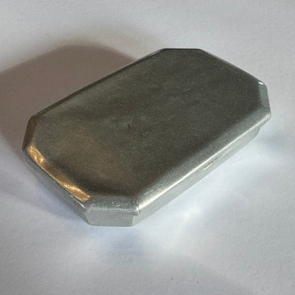 Aluminium pillendoosje of snuifdoos – Art Deco stijl (ca. 1930s–1940s)