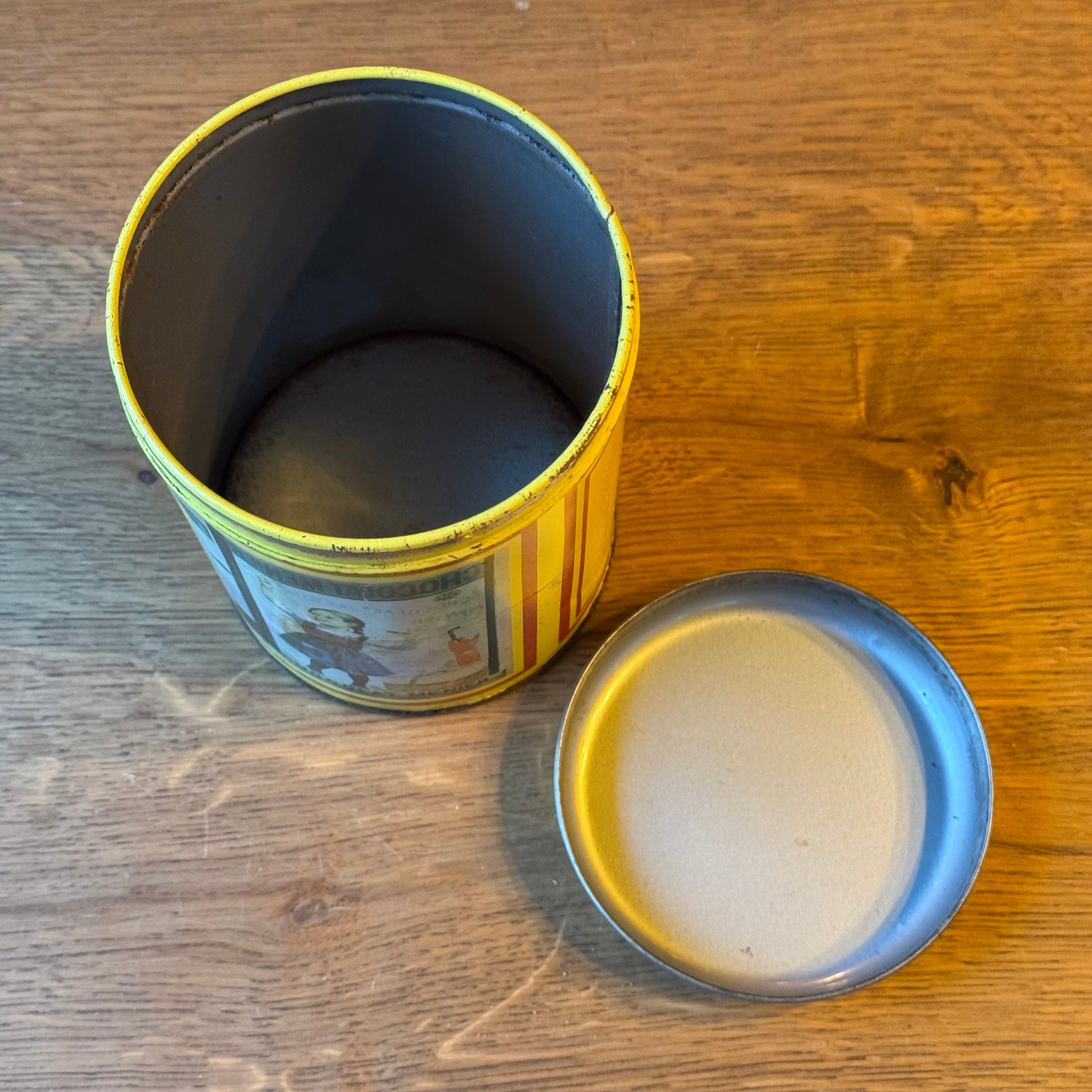 Vintage Tin Chocolate Menier - Yellow - Firmin Bouisset Girl