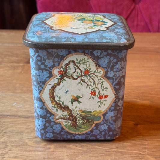 Vintage square storage tin with Asian botanical decoration – Container Made in Holland