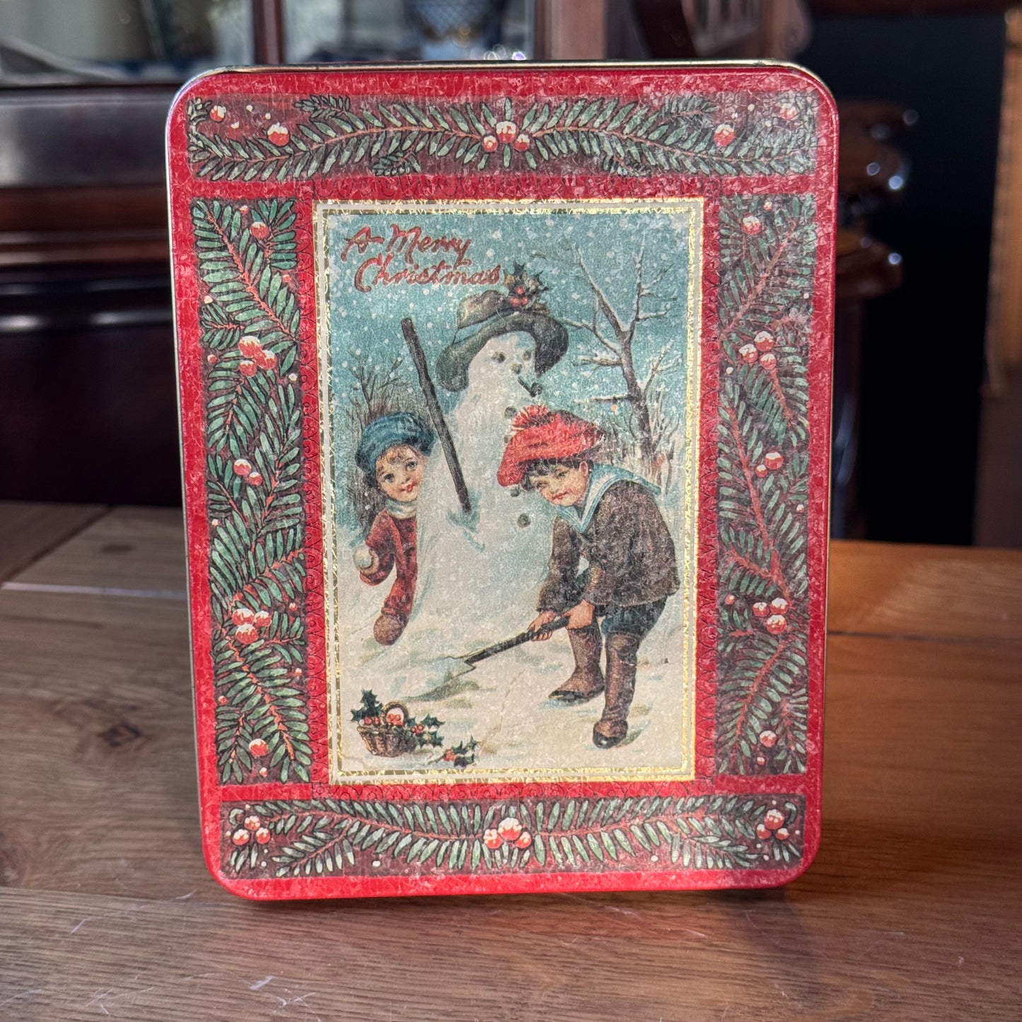 Vintage Nobis Printen Kerstblik – Retro Christmas Tin met Kinderen & Sneeuwpop (jaren ’90)