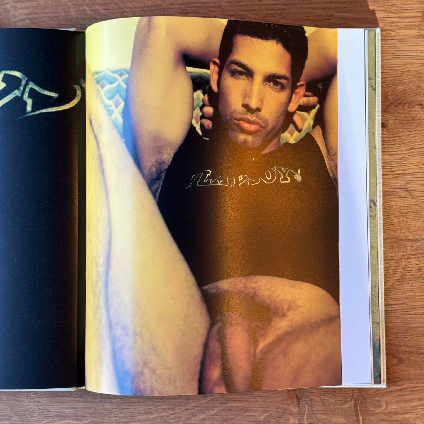 Naked Life – Julian Hargreaves – Mannenfotografie in Luxe Linnen Hardcover (2000)