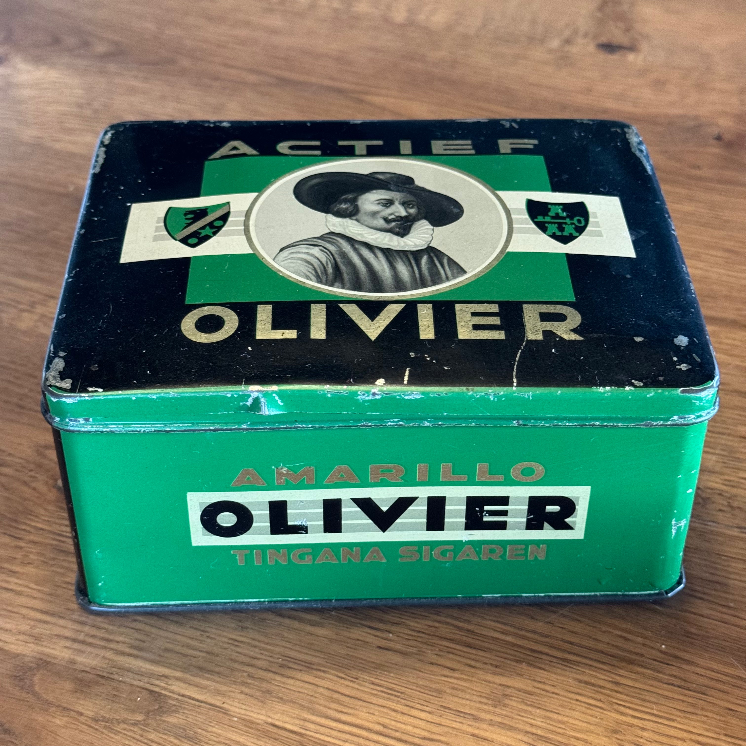 Olivier Amarillo Tingana Sigarenblik The Collectionist