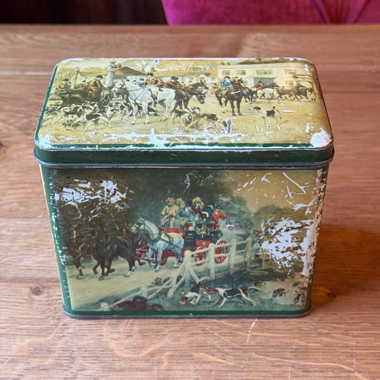 Vintage De Gruyter Tin - English Hunting Scene &amp; Stagecoach - Shabby Chic (1950s)