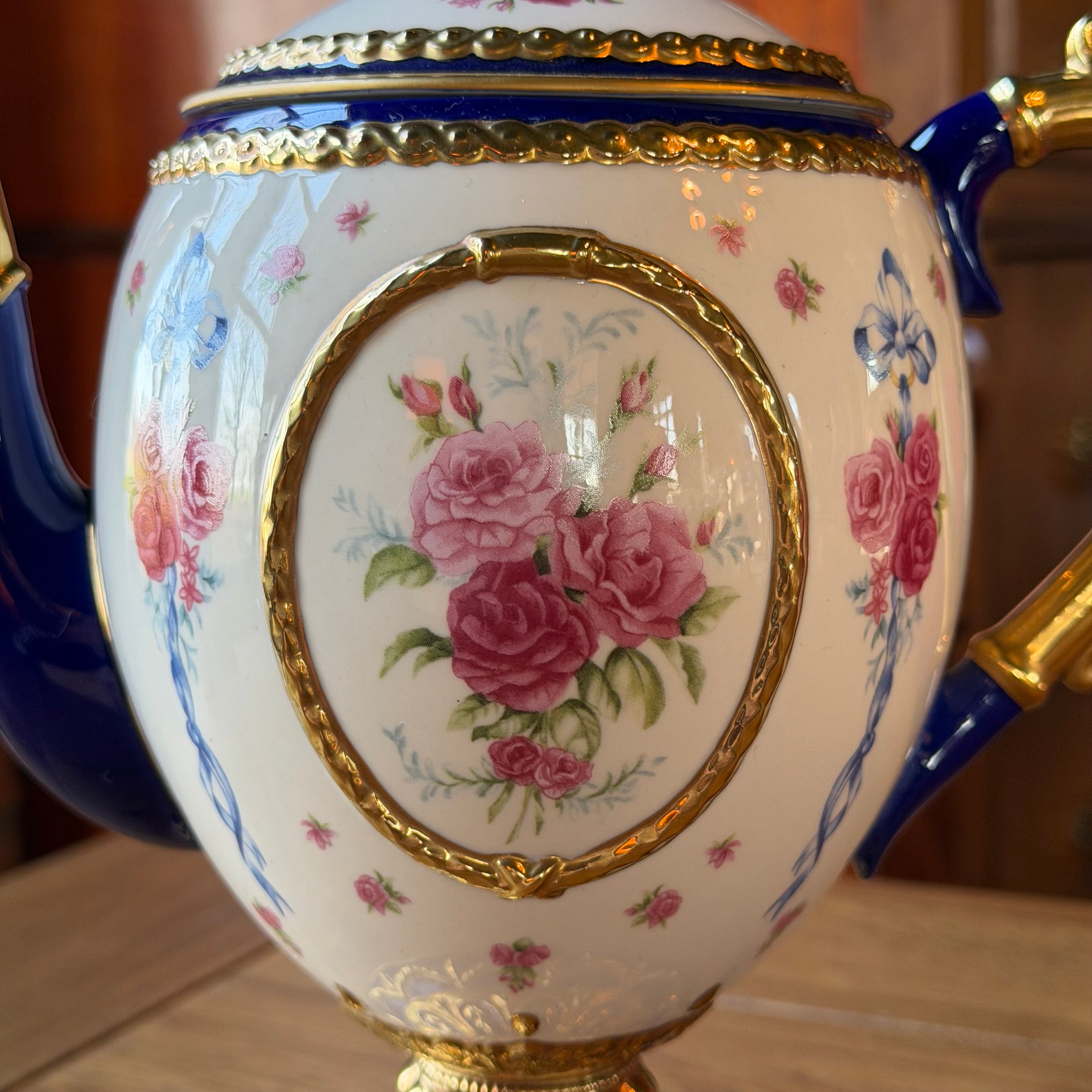 House of Fabergé – The Fabergé Egg Imperial Teapot – decorative porcelain teapot