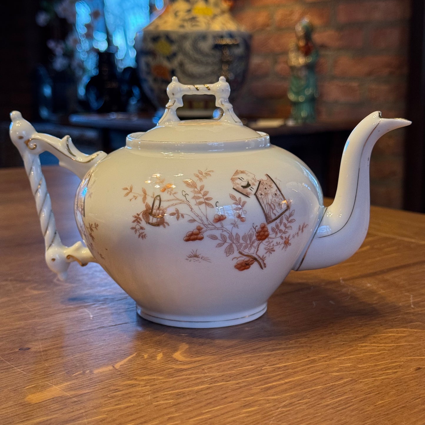 Antikes 4-teiliges Porzellan-Teeservice mit rotbraunen japanischen Motiven – ca. 1900–1930