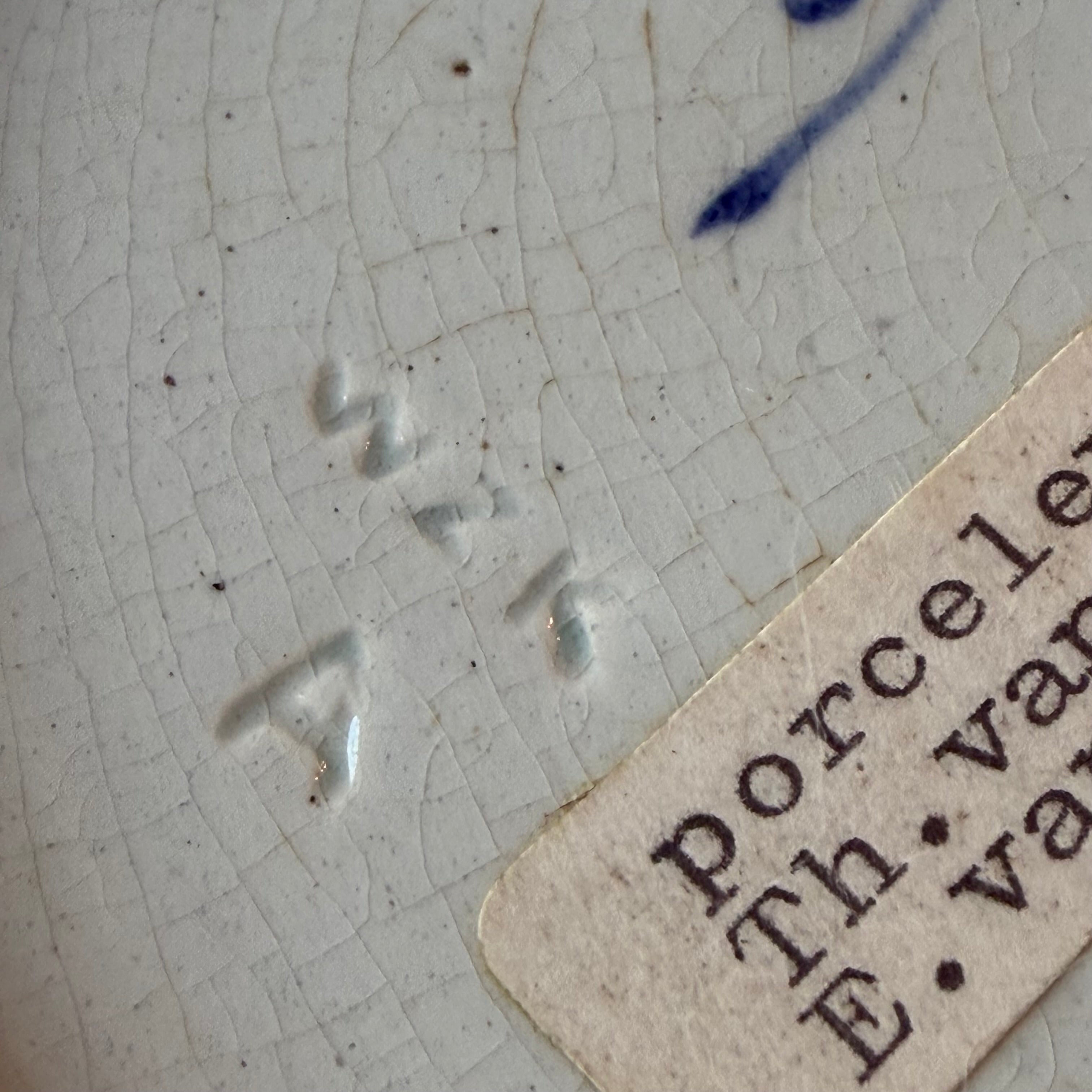 Antiek Delfts blauw wandbord met zeilboot – De Porceleyne Fles (Royal Delft), 1912