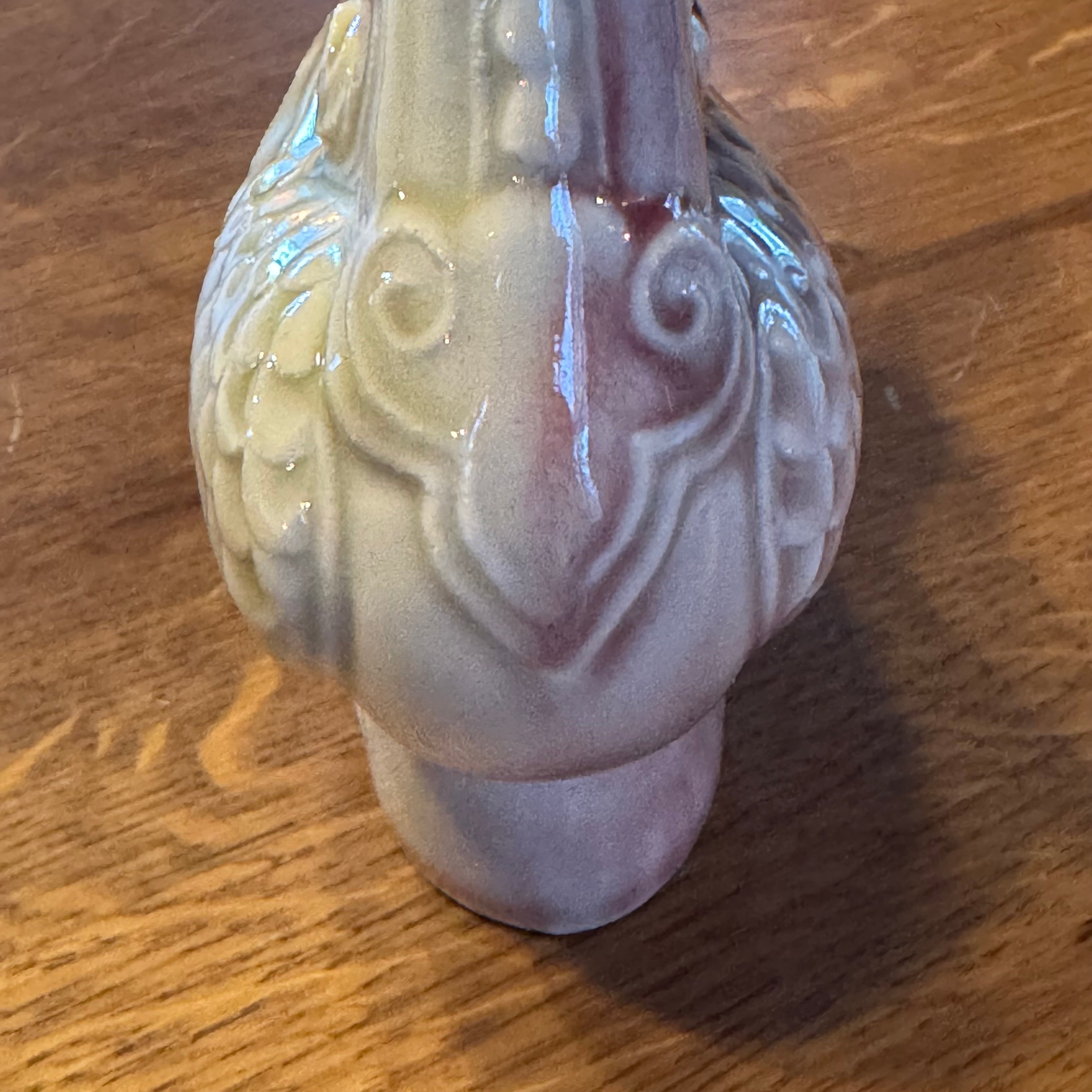 Phoenix-Keramikkrug – cremefarbene bis rosafarbene Glanzglasur, 20. Jahrhundert