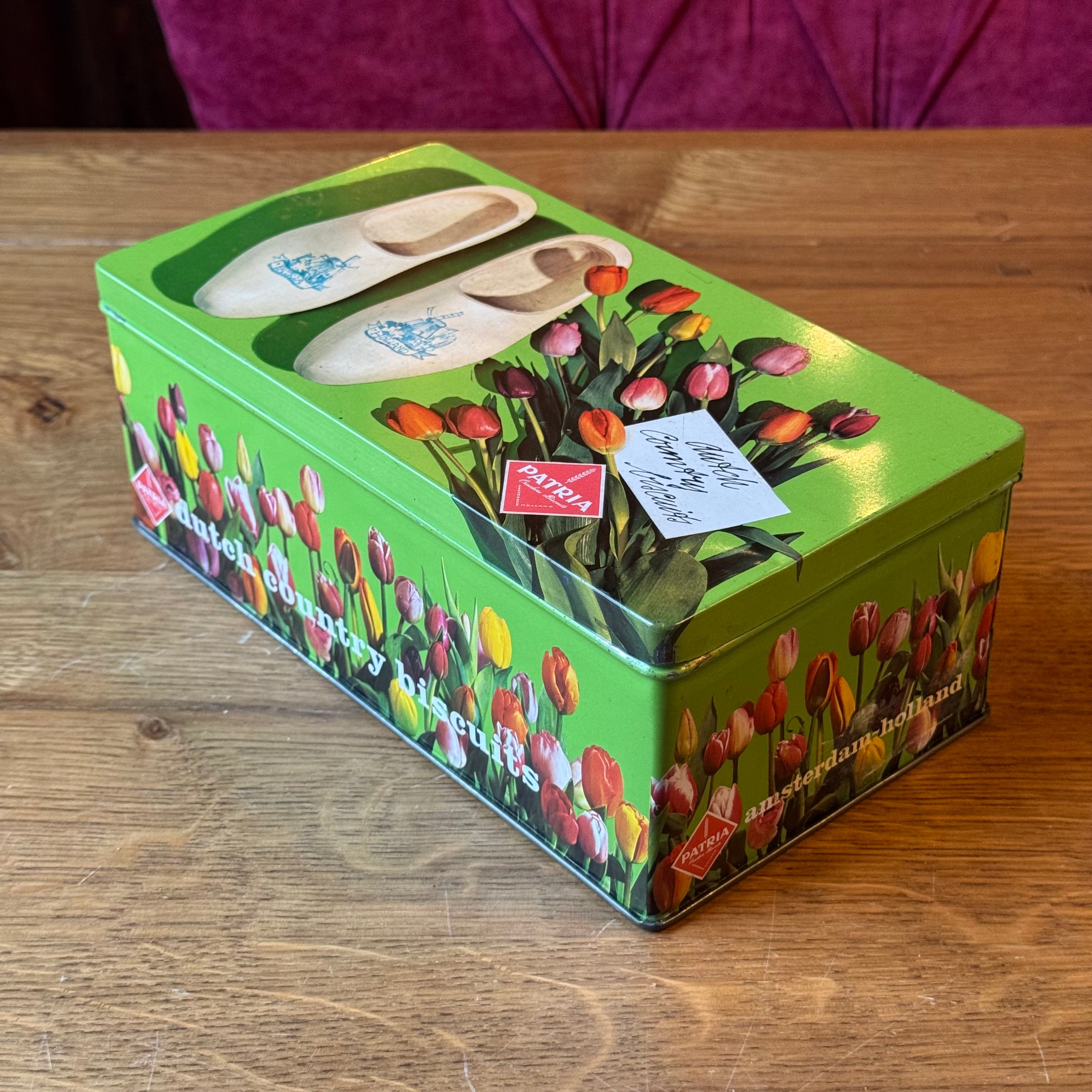 Vintage Patria Dutch Country Biscuits Tin – Clogs &amp; Tulips
