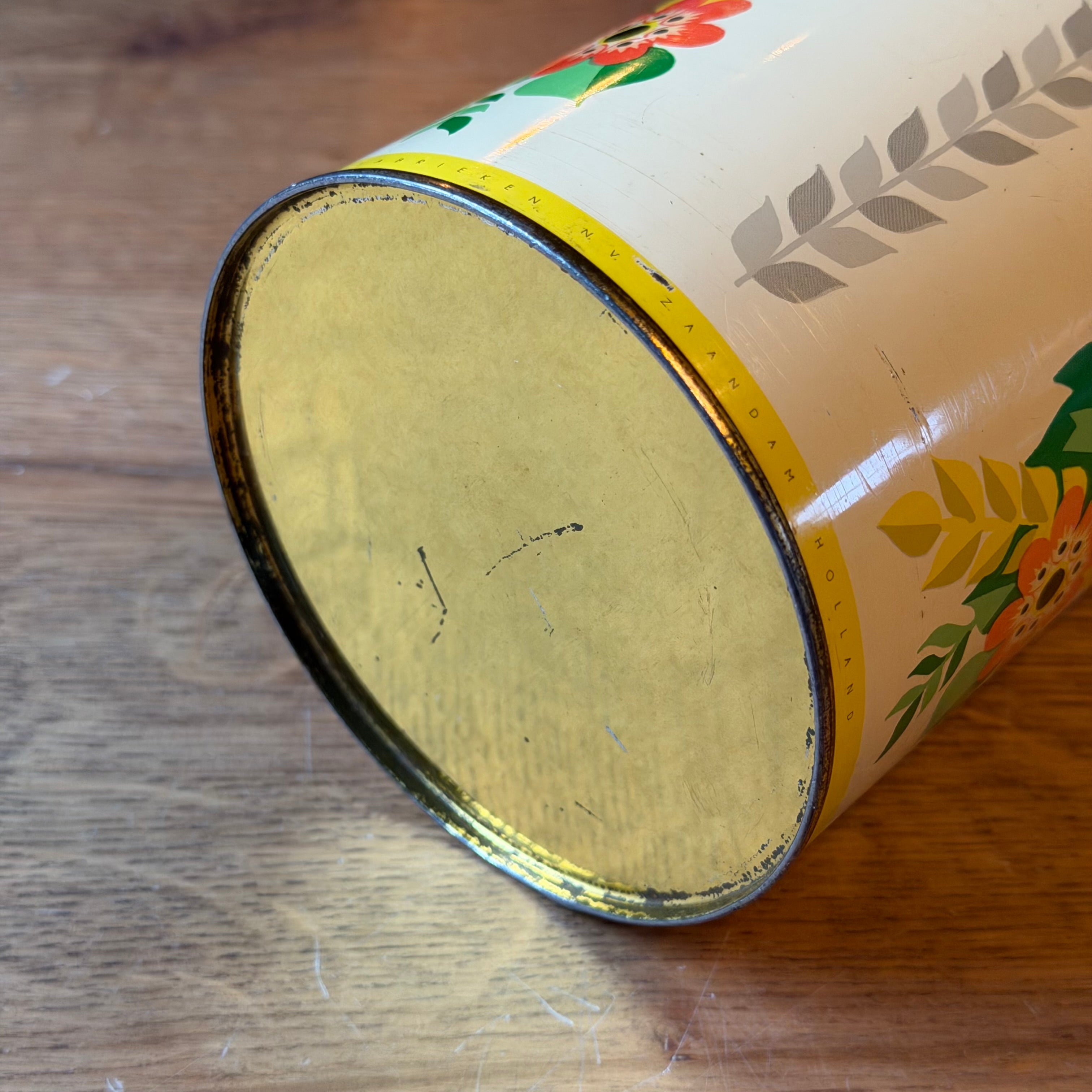 Vintage Verkade metal storage tin – floral motif – Zaandam – circa 1960s