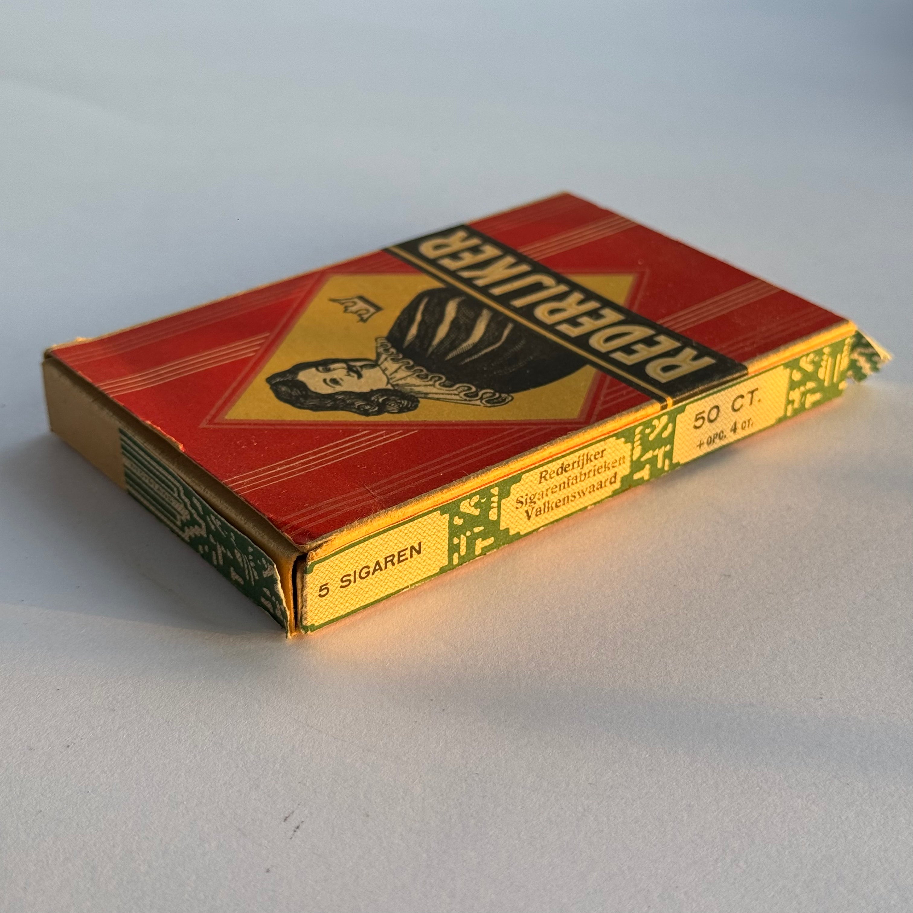 Schachtel mit Originalzigarren der Rederijker Zigarrenfabrik Valkenswaard