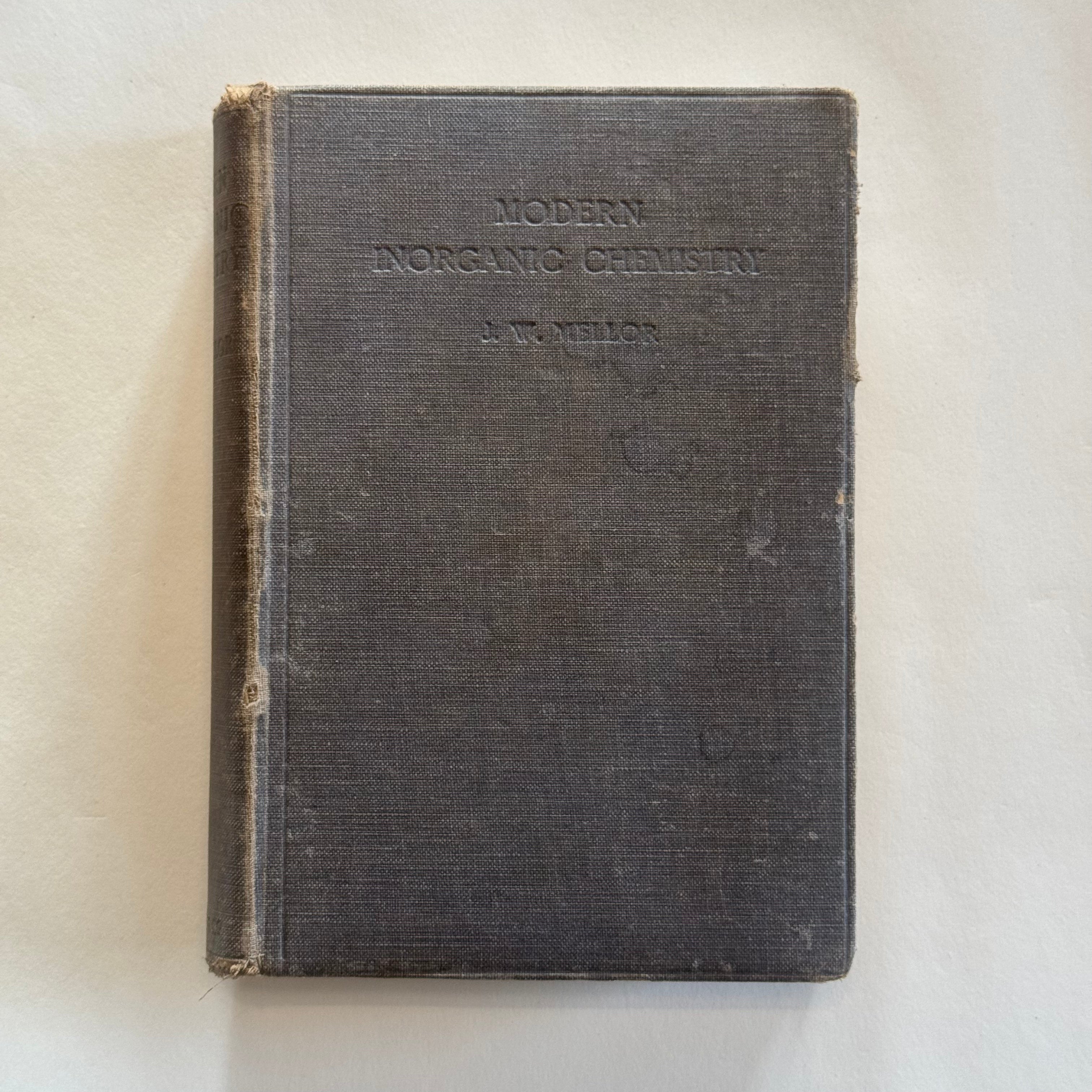Modern Inorganic Chemistry by JW Mellor (1919)
