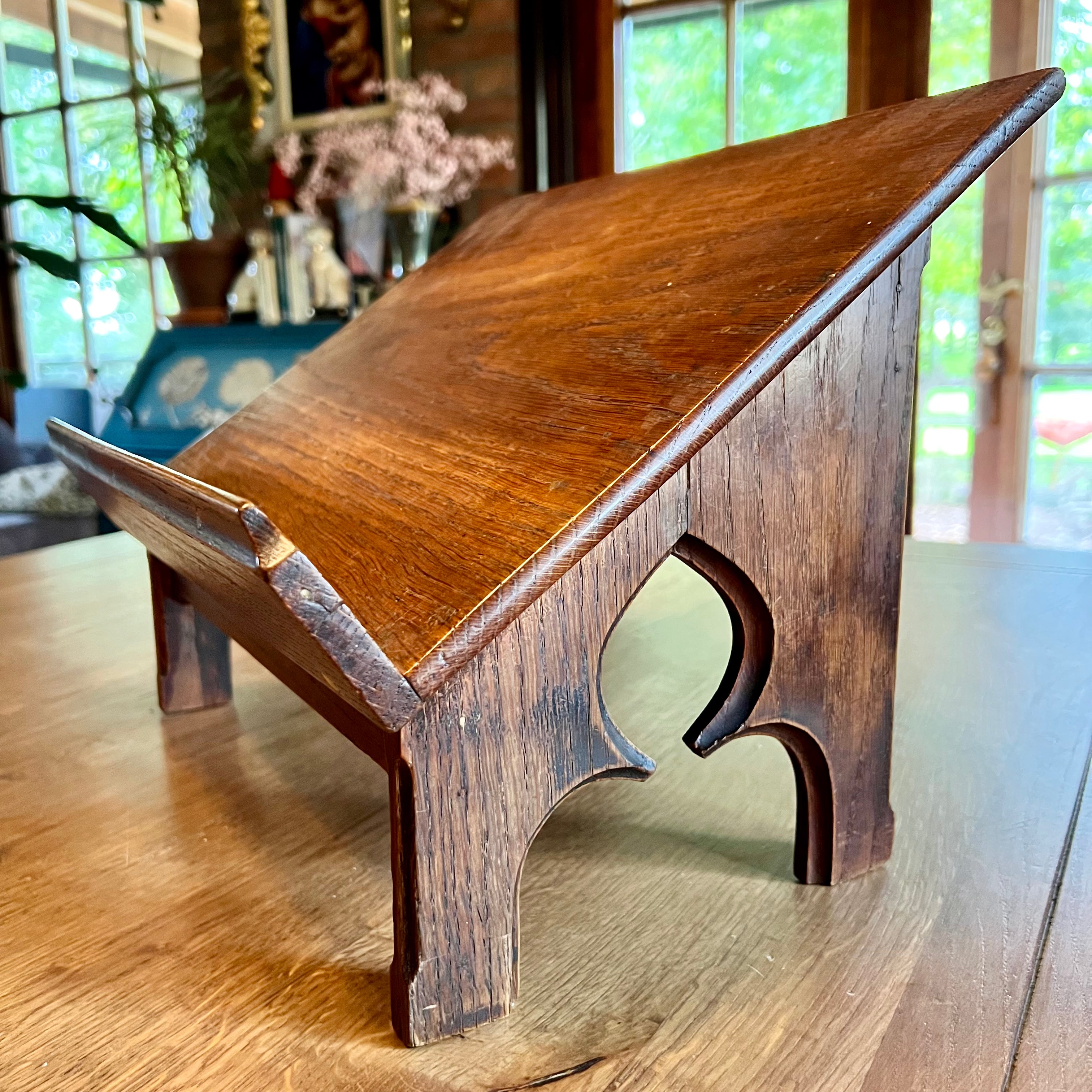 Oak reading stand