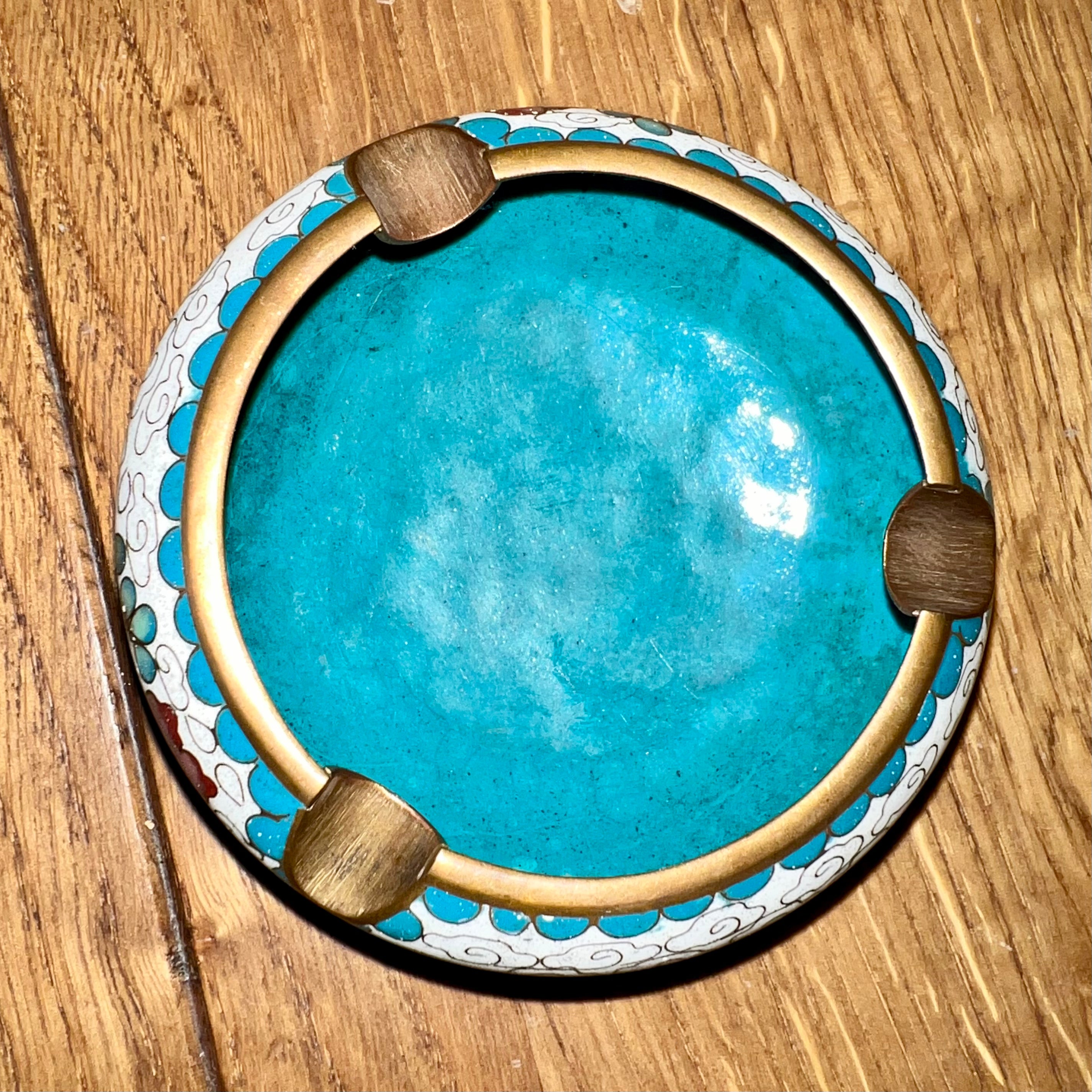 Cloisonne asbakje The Collectionist